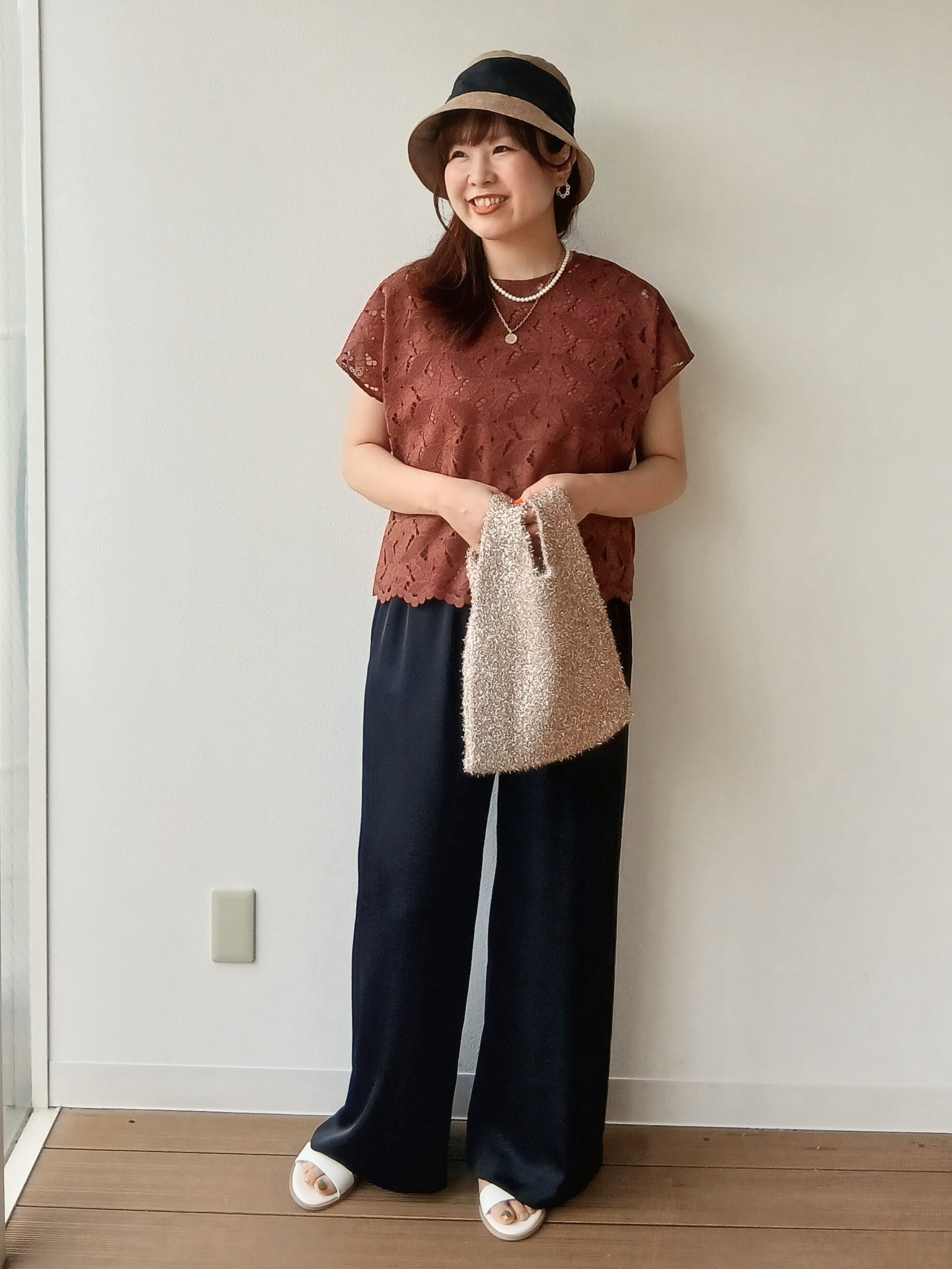なみきさんの「UNTITLED｜【セットアップ可能】リーフレースブラウス」を使ったコーディネート