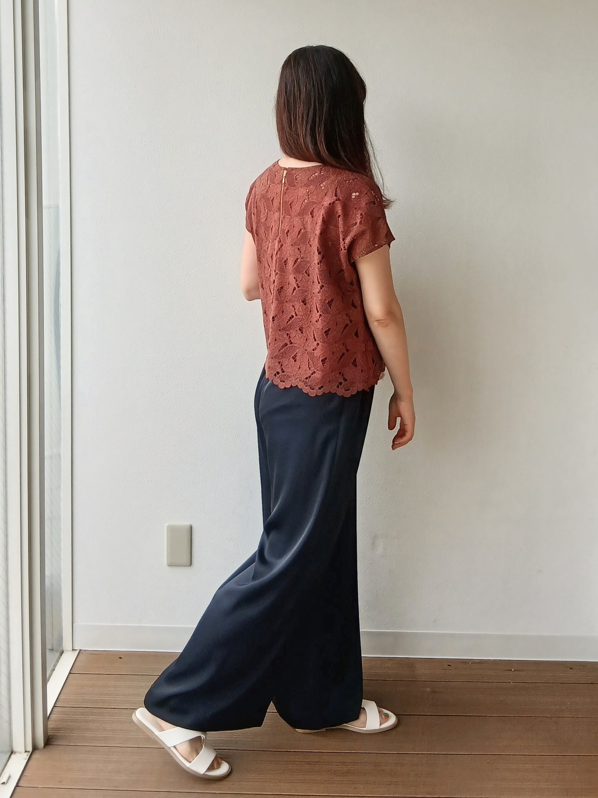 なみきさんの「UNTITLED｜【セットアップ可能】リーフレースブラウス」を使ったコーディネート