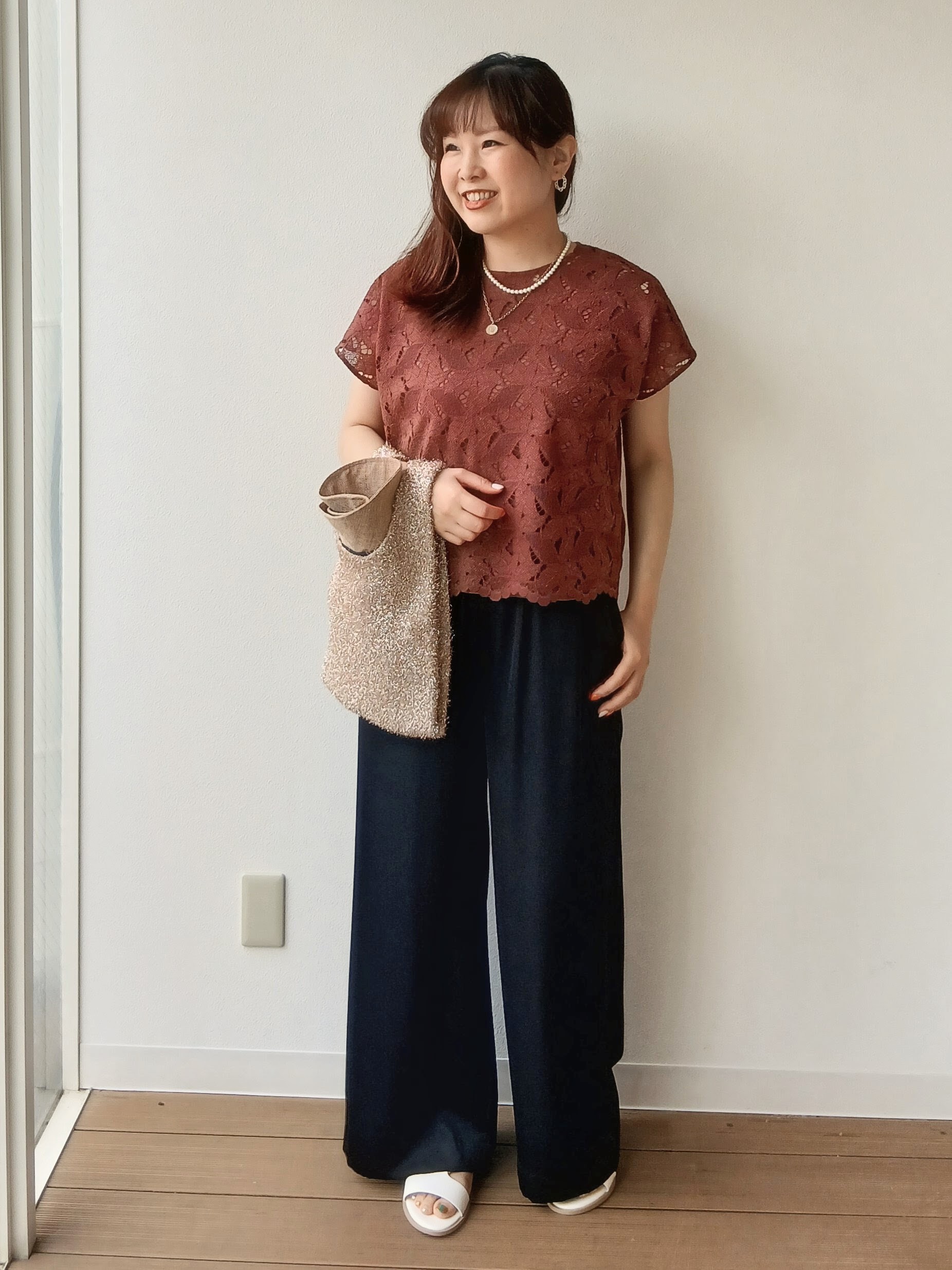 なみきさんの「UNTITLED｜【セットアップ可能】リーフレースブラウス」を使ったコーディネート