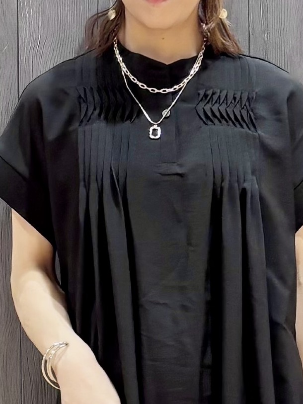 meiさんの「SHOO･LA･RUE｜【S-LL/洗濯機可】ピンタックデザインがサマ見え Aラインワンピース」を使ったコーディネート