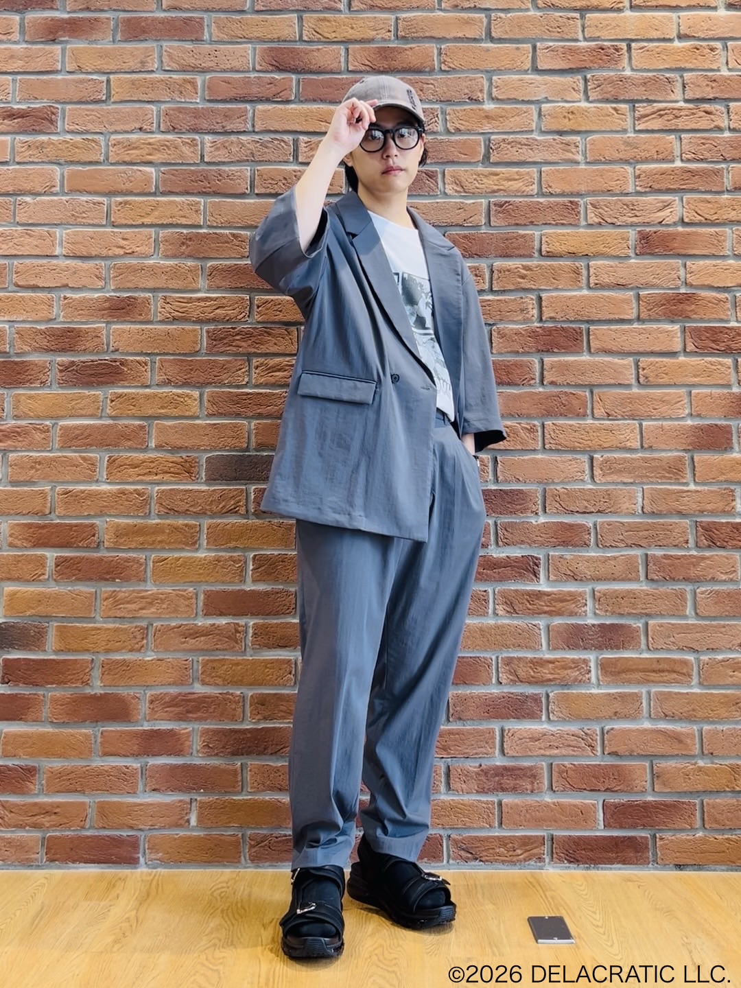 ワッキーさんの「tk.TAKEO KIKUCHI｜ダメージキャップ」を使ったコーディネート