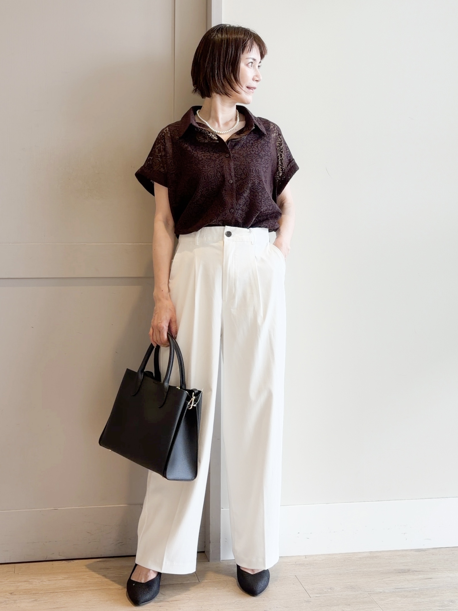 yamakoさんの「grove｜【洗える・体型カバー】レースドルマンシャツ」を使ったコーディネート