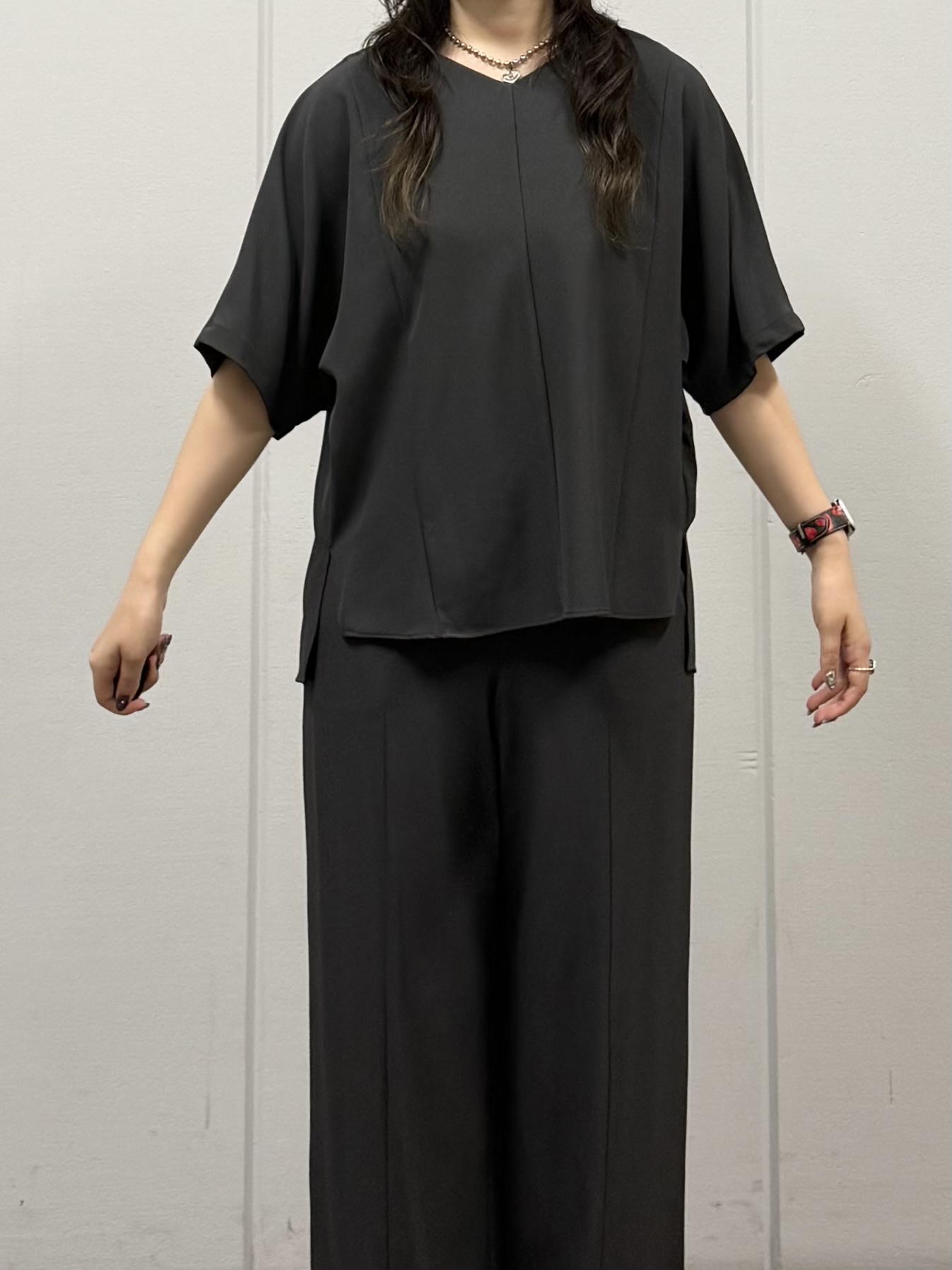 mizukiさんの「INDIVI｜【着る日傘】ドルマントップス」を使ったコーディネート