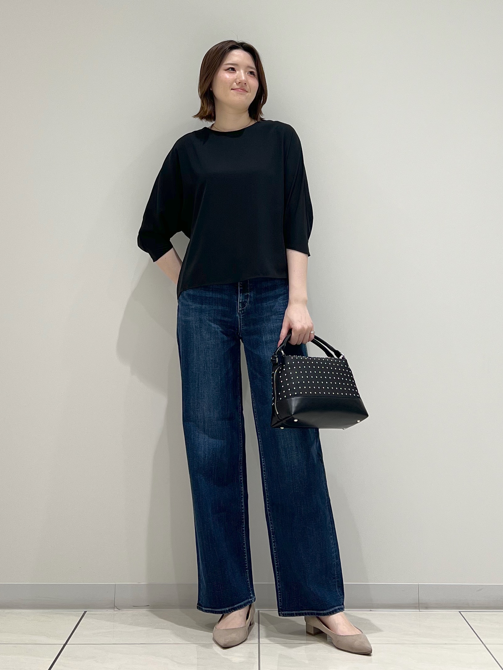 T.Kさんの「INDIVI｜【さらに軽く軽快！／着る日傘】ドルマントップス」を使ったコーディネート