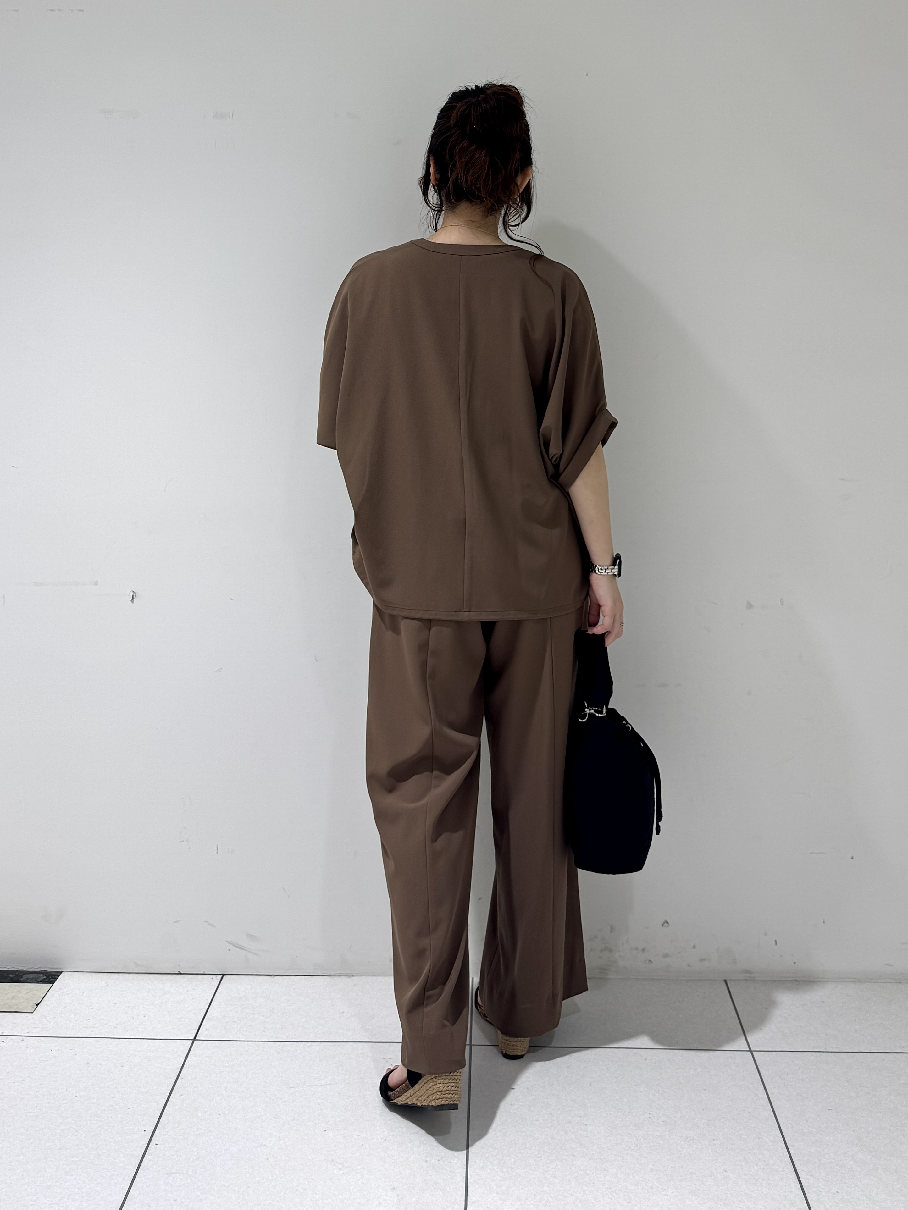 そんさんの「INDIVI｜【着る日傘】ドルマンフォルムブルゾン」を使ったコーディネート