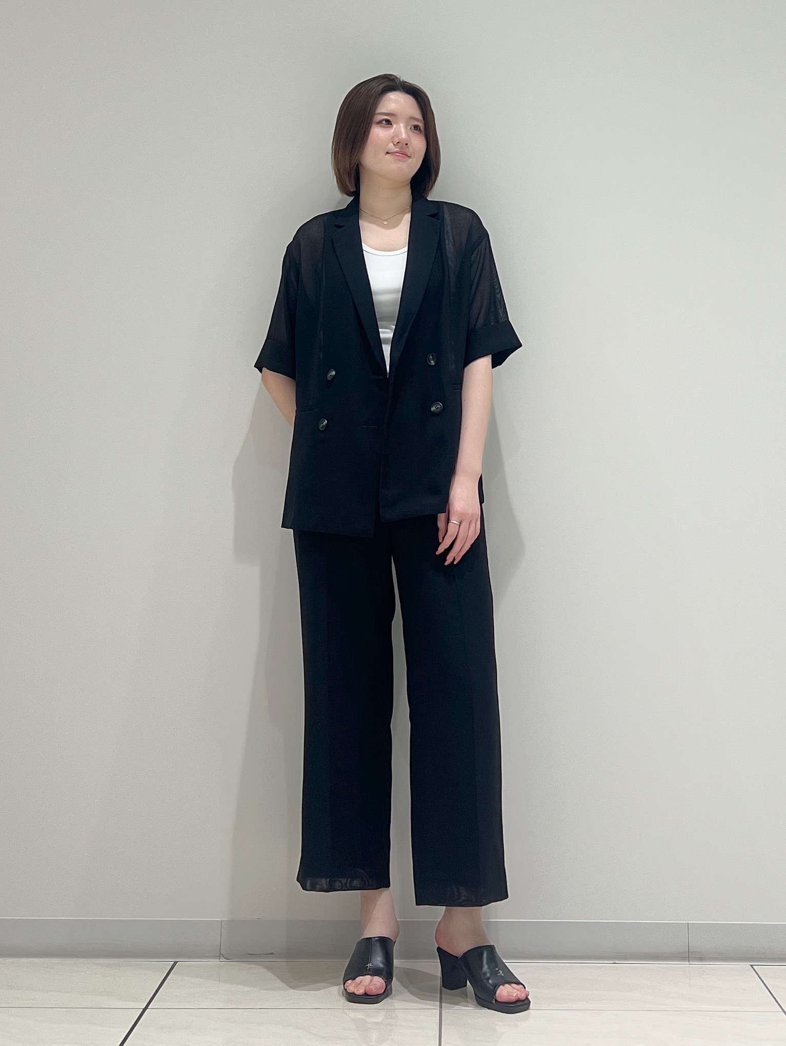 T.Kさんの「INDIVI｜【洗える／メッシュ素材／SETUP可能】半袖シアージャケット」を使ったコーディネート