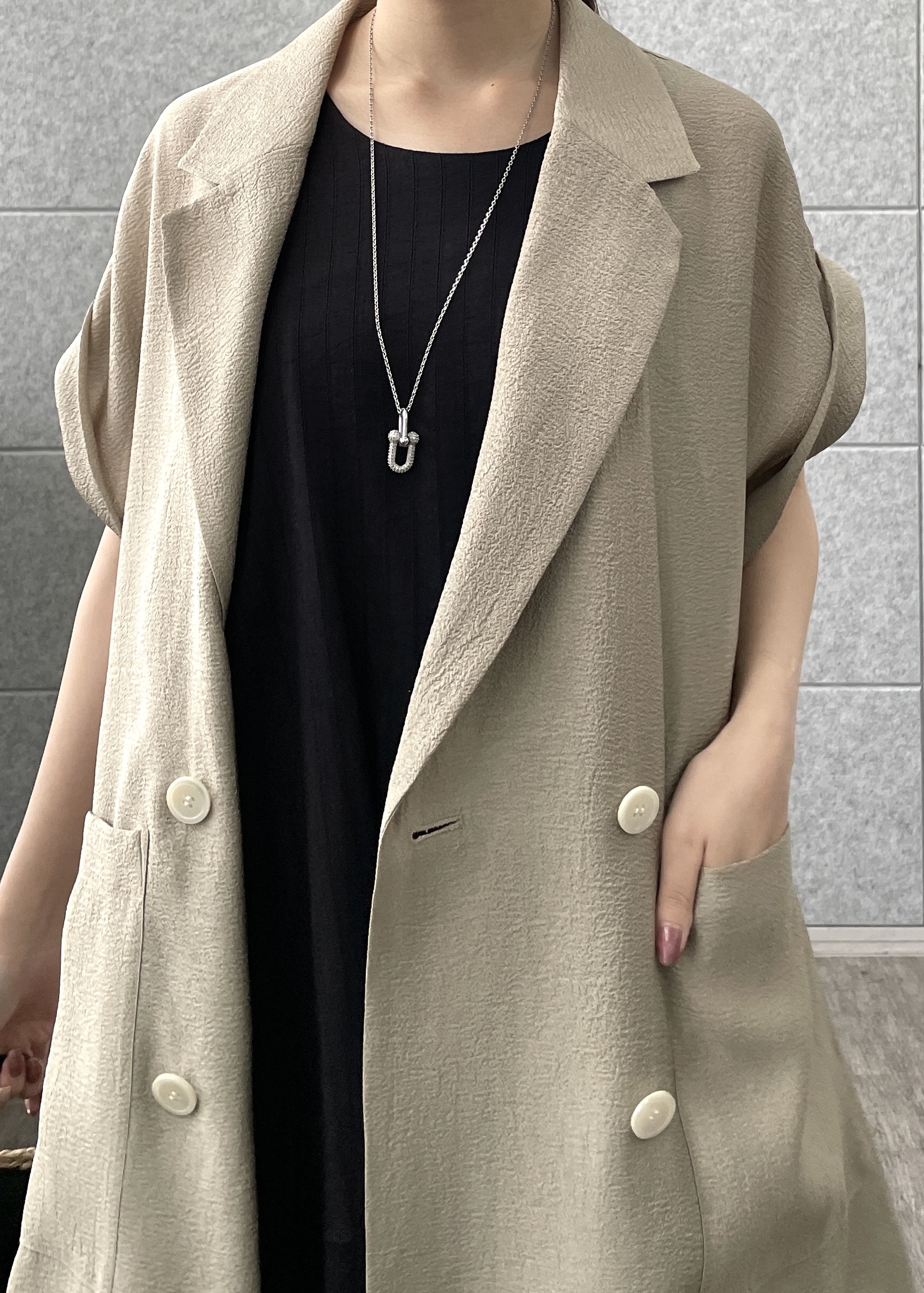 Renoさんの「INDIVI｜ワッシャーシアー半袖ダブルジャケット」を使ったコーディネート