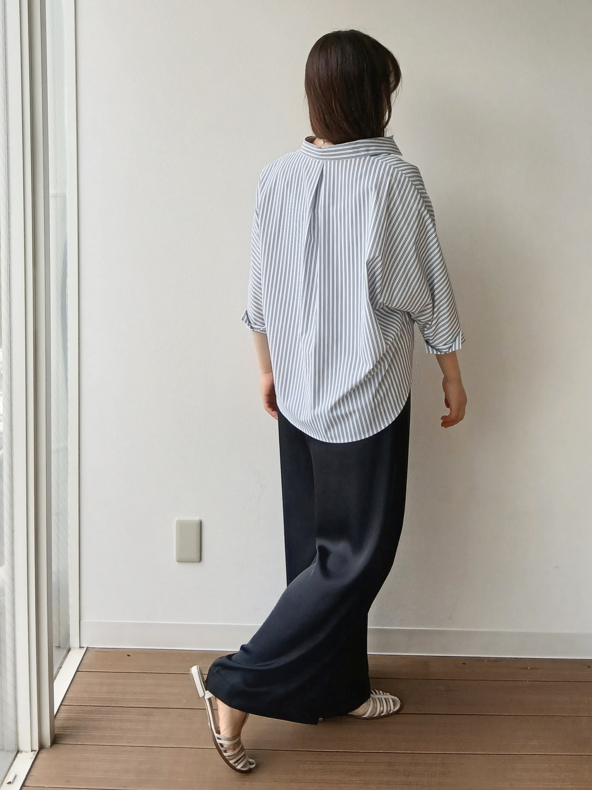 なみきさんの「UNTITLED｜【接触冷感/吸水速乾/UVカット】ドルマンスリーブシャツ」を使ったコーディネート