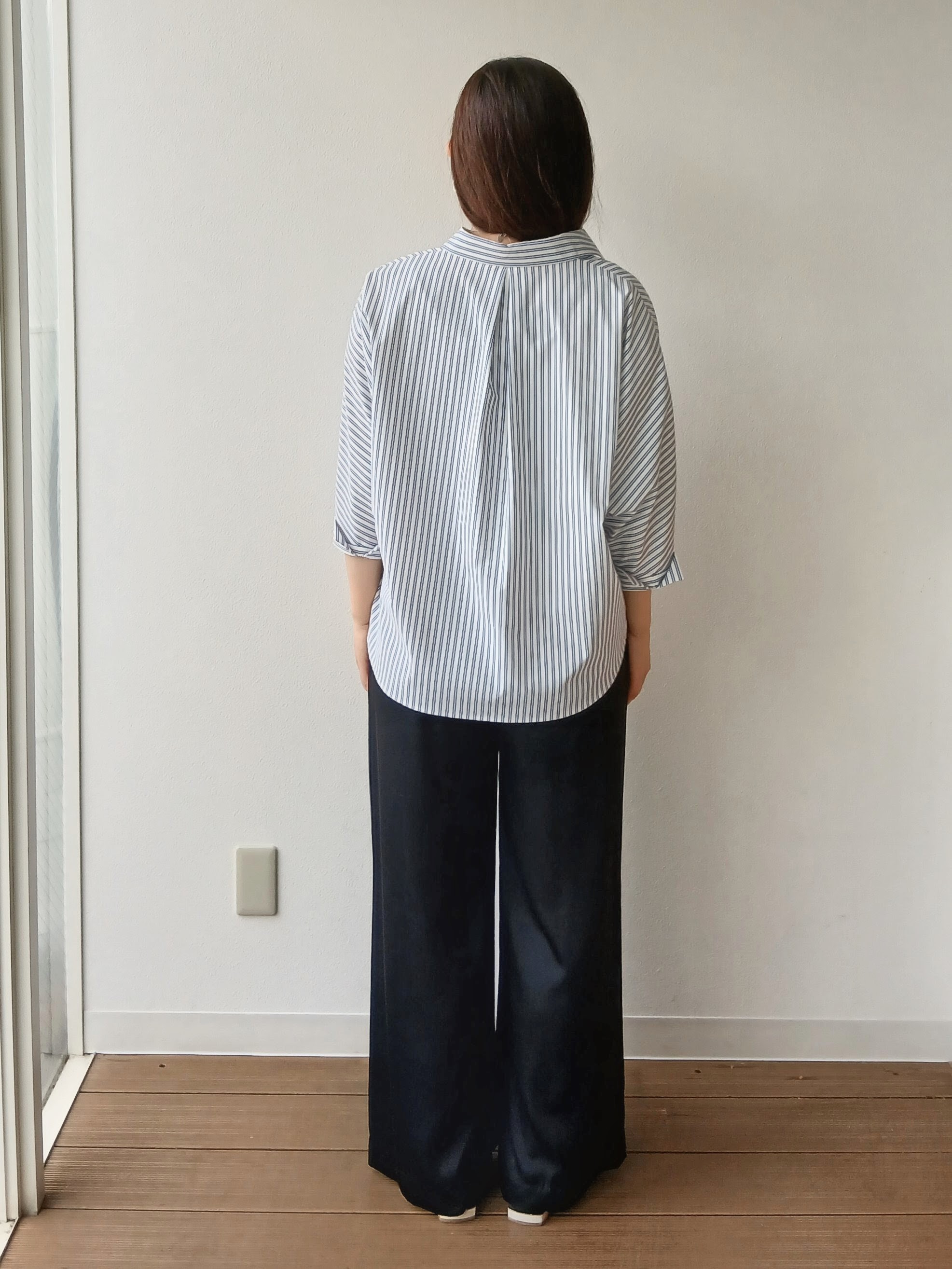 なみきさんの「UNTITLED｜【接触冷感/吸水速乾/UVカット】ドルマンスリーブシャツ」を使ったコーディネート
