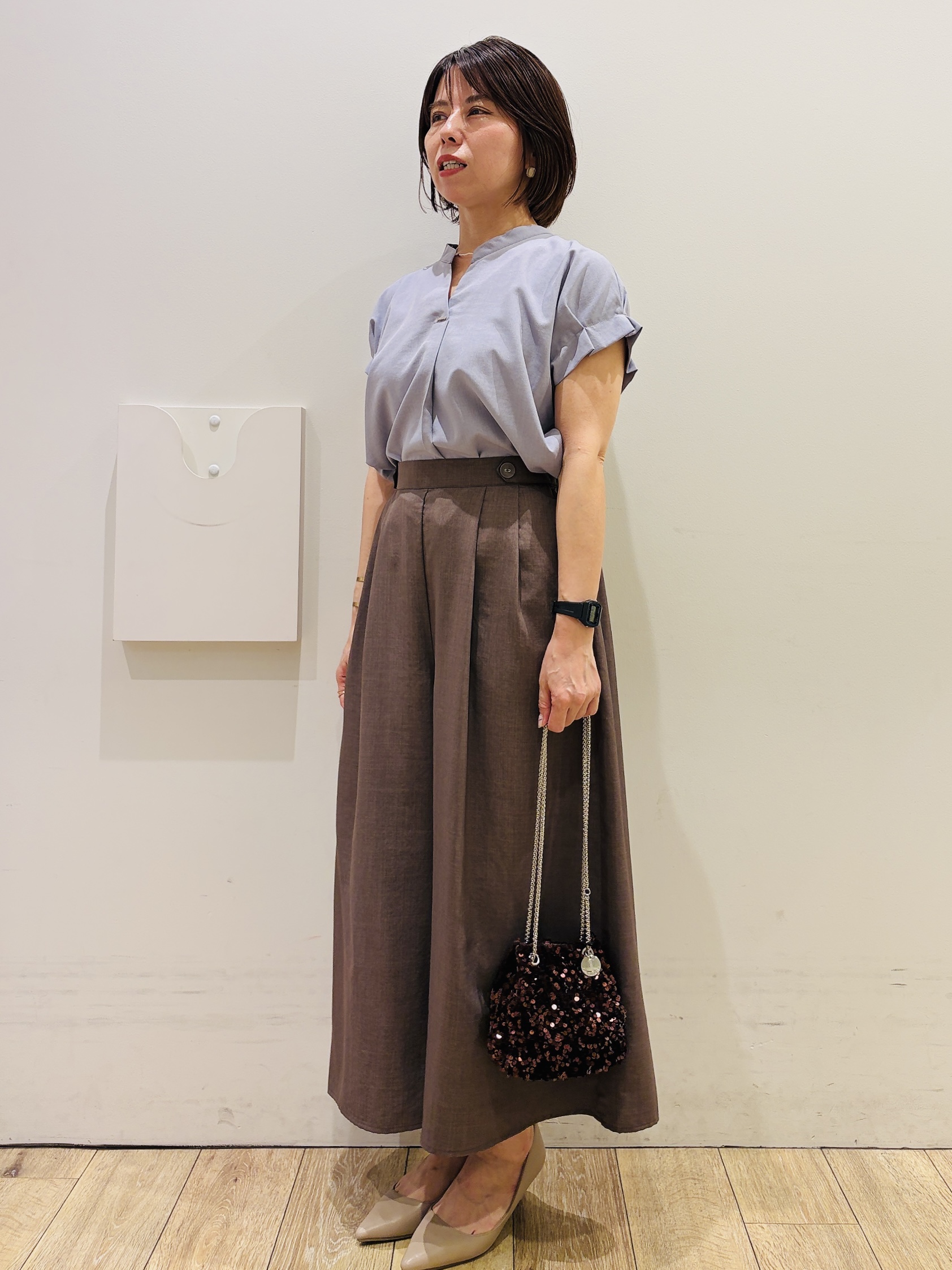 YUKOさんの「index｜【接触冷感／吸水速乾】タックスキッパーブラウス《防シワ／イージーアイロン／洗濯機OK／9col》」を使ったコーディネート