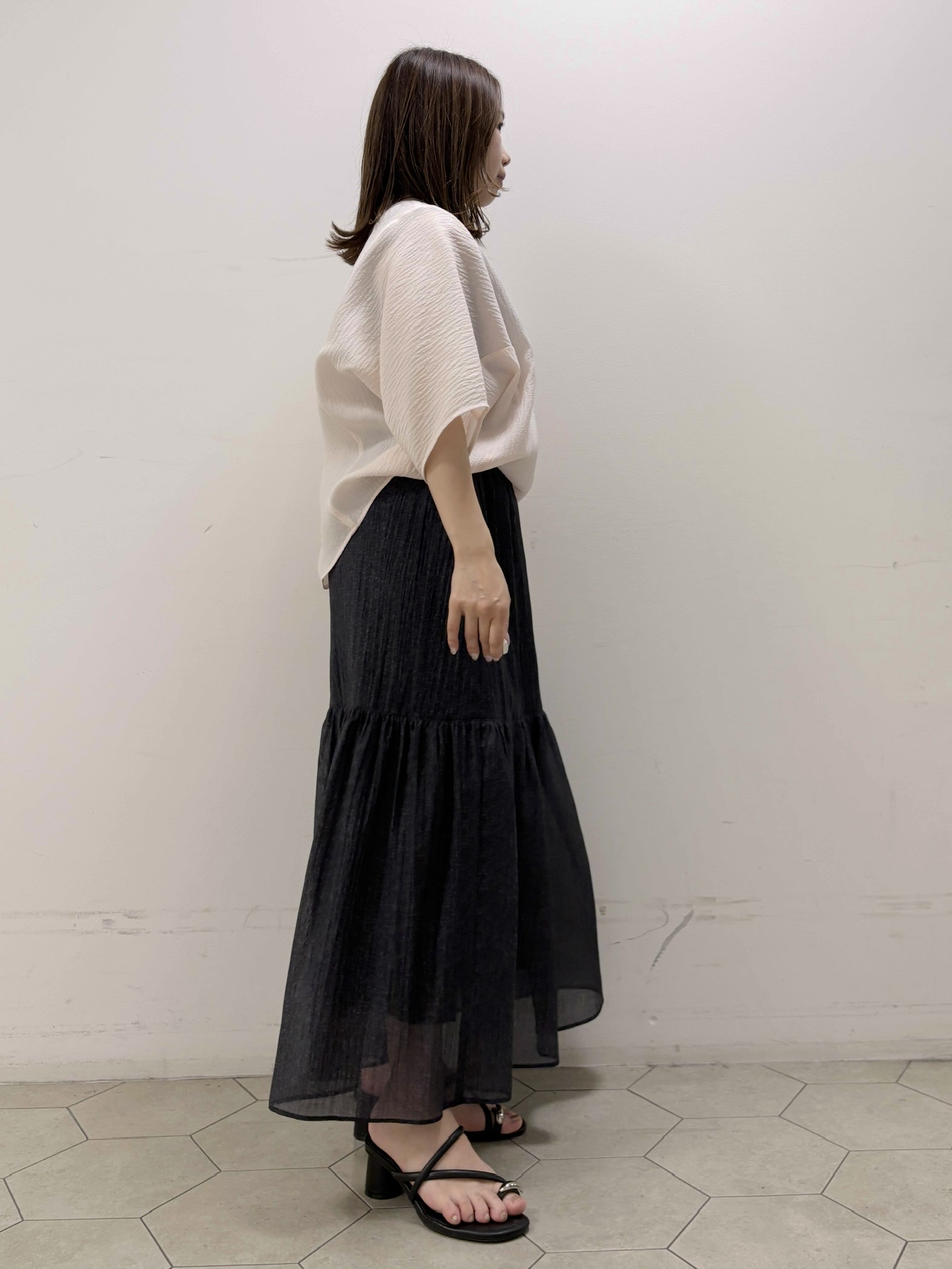 kahoさんの「INDIVI｜【華奢見え】ジャカード ドルマントップス」を使ったコーディネート