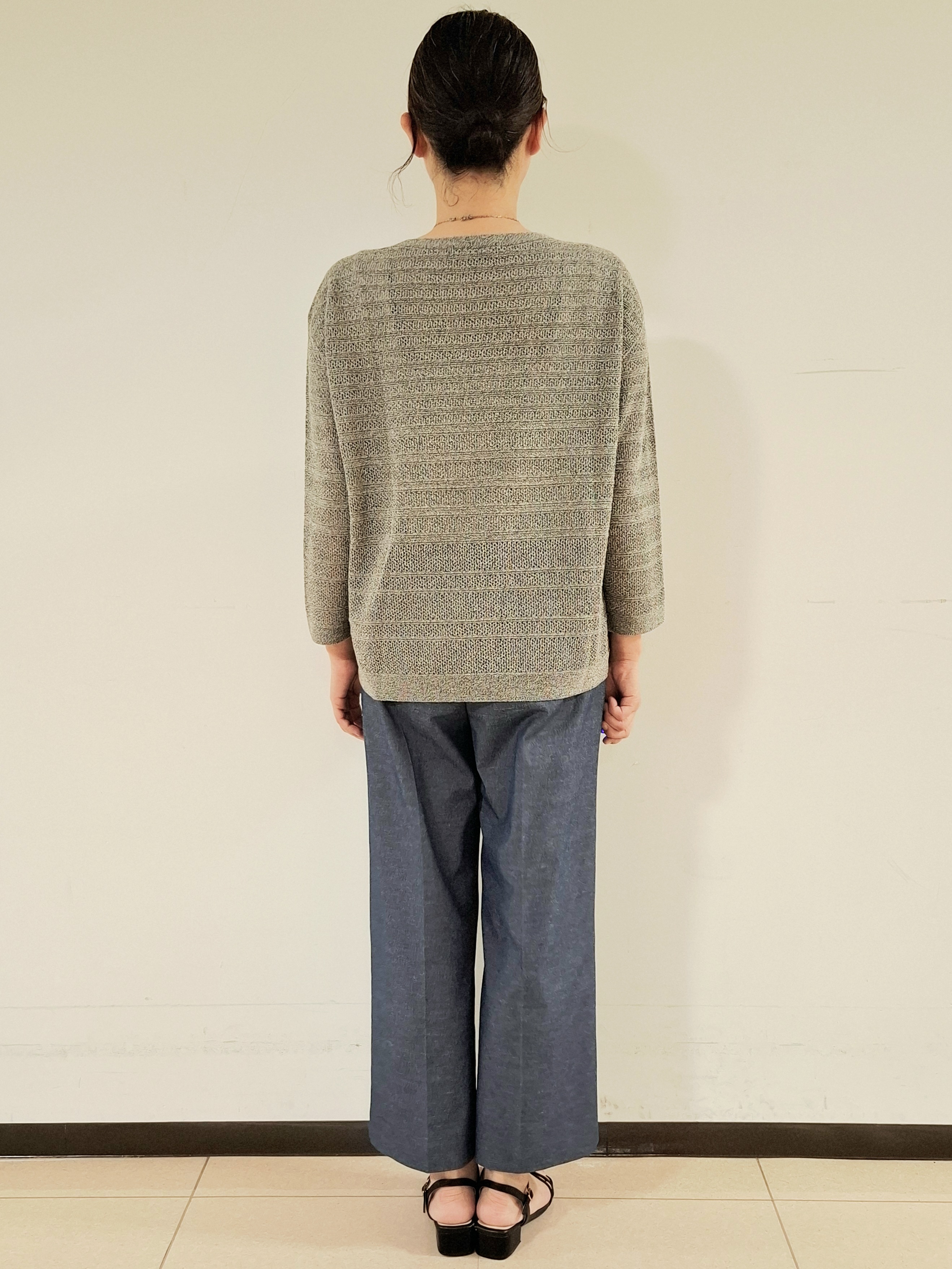 ねぎさんの「UNTITLED｜メッシュ柄ボーダーニット」を使ったコーディネート
