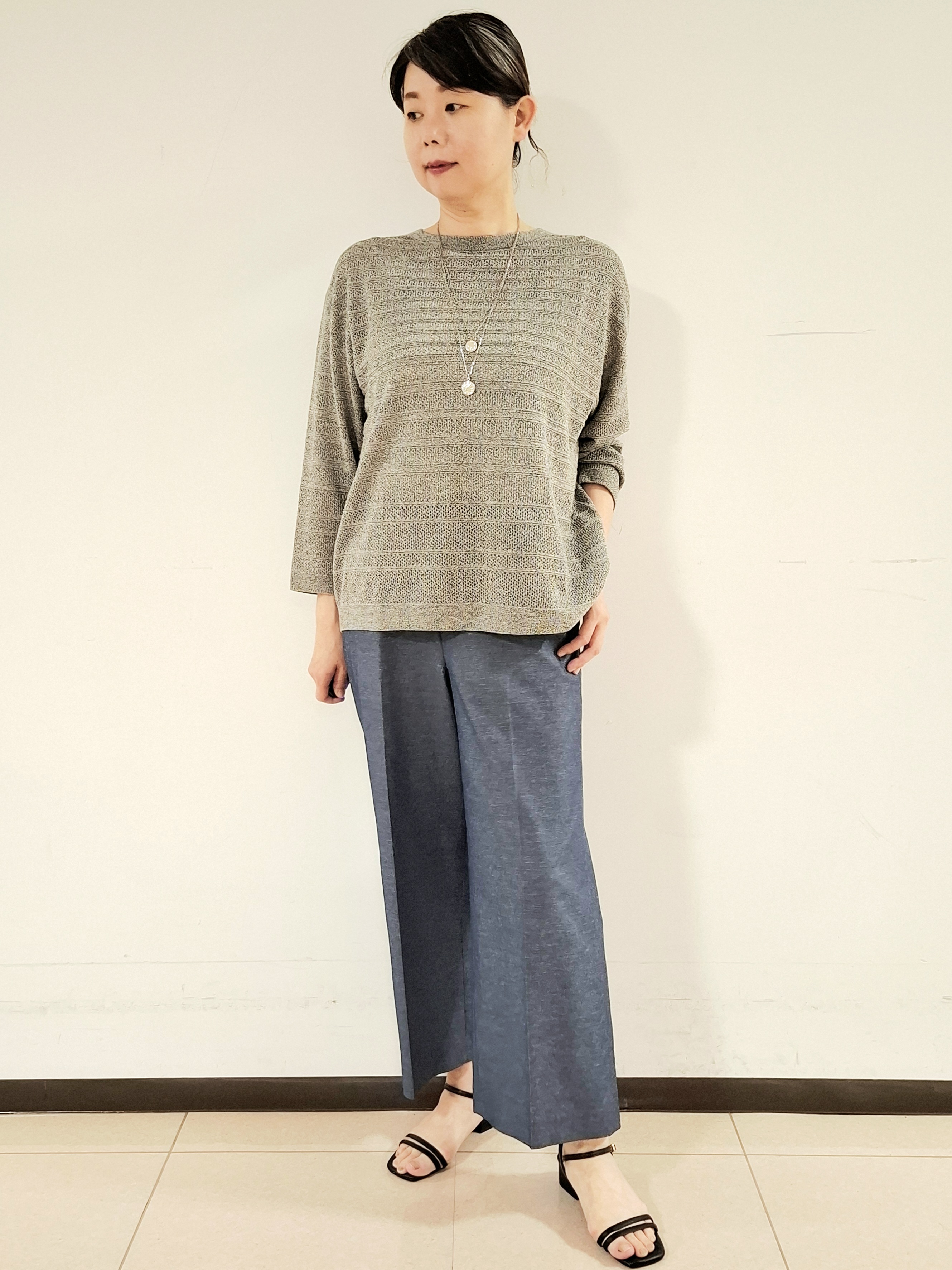 ねぎさんの「UNTITLED｜メッシュ柄ボーダーニット」を使ったコーディネート