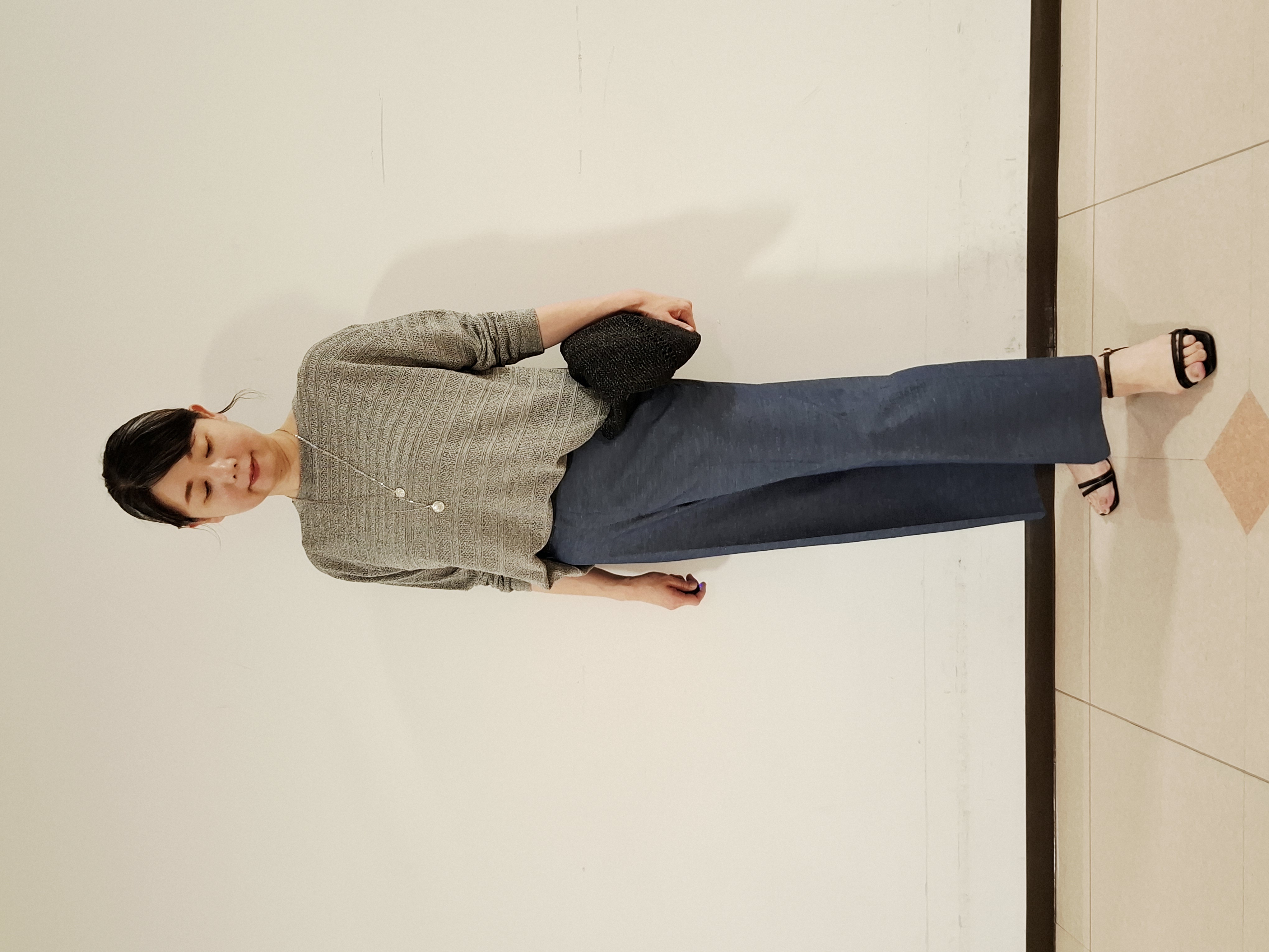 ねぎさんの「UNTITLED｜メッシュ柄ボーダーニット」を使ったコーディネート