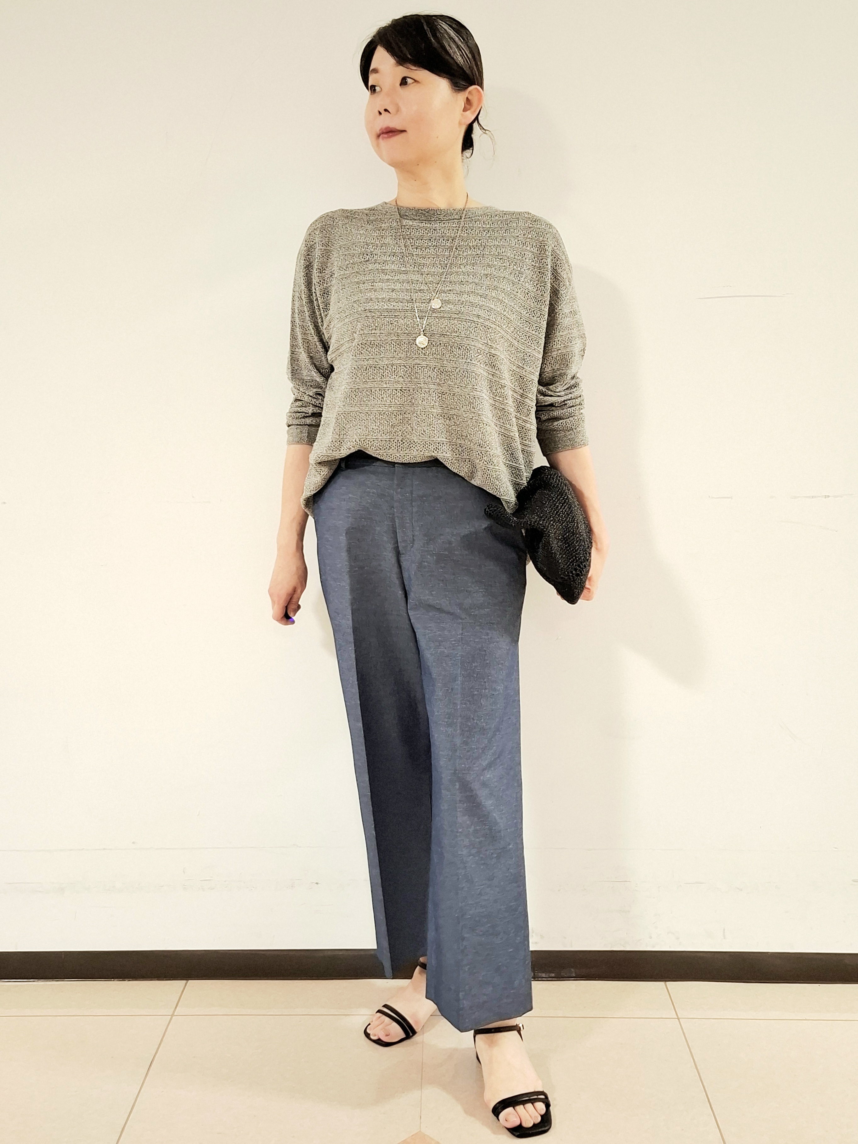 ねぎさんの「UNTITLED｜メッシュ柄ボーダーニット」を使ったコーディネート