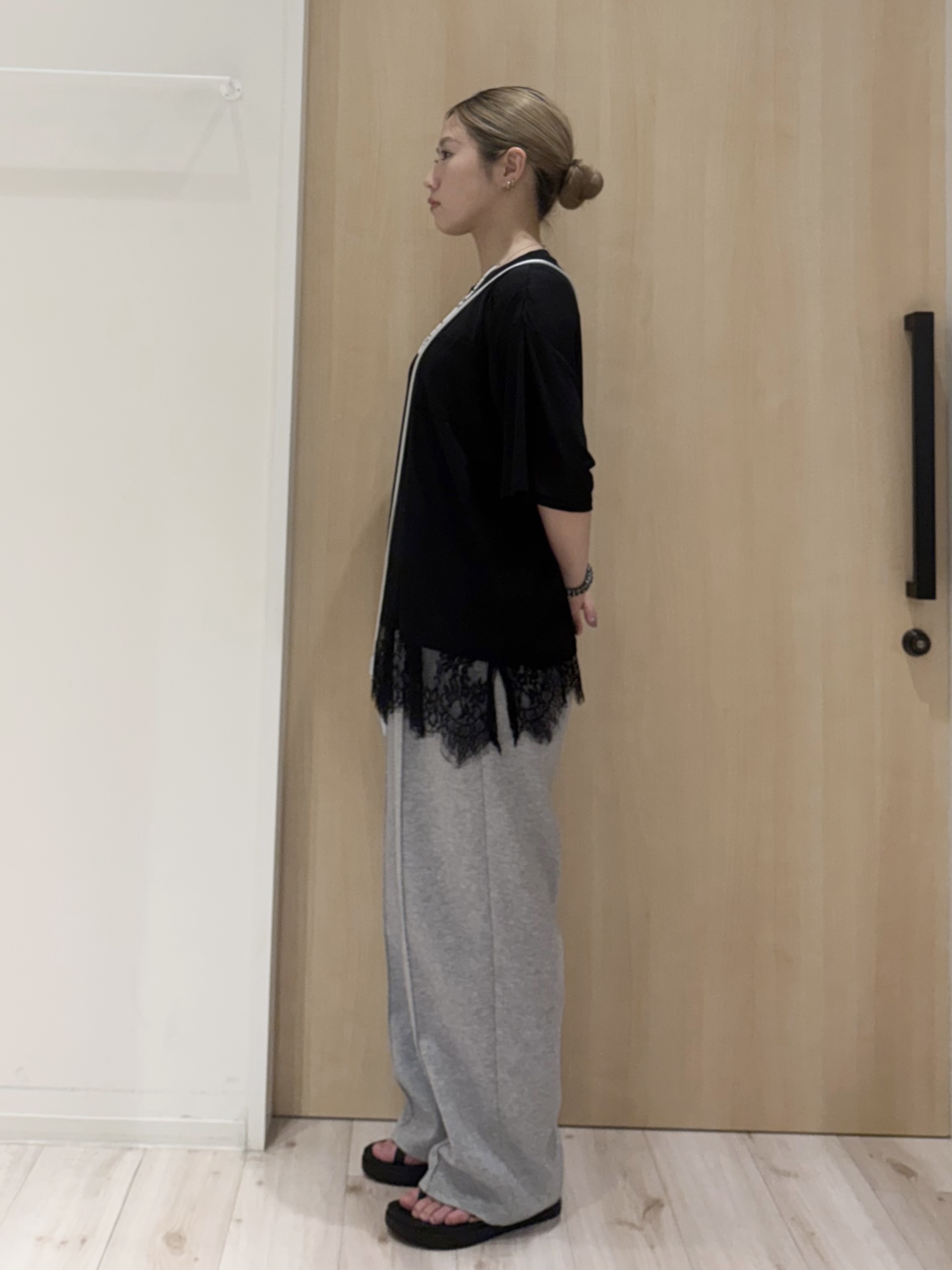 KAIRIさんの「SHOO･LA･RUE｜【S-LL/洗濯機可/体型カバー】ゆるっとこなれる 大人のシアースラブTシャツ」を使ったコーディネート