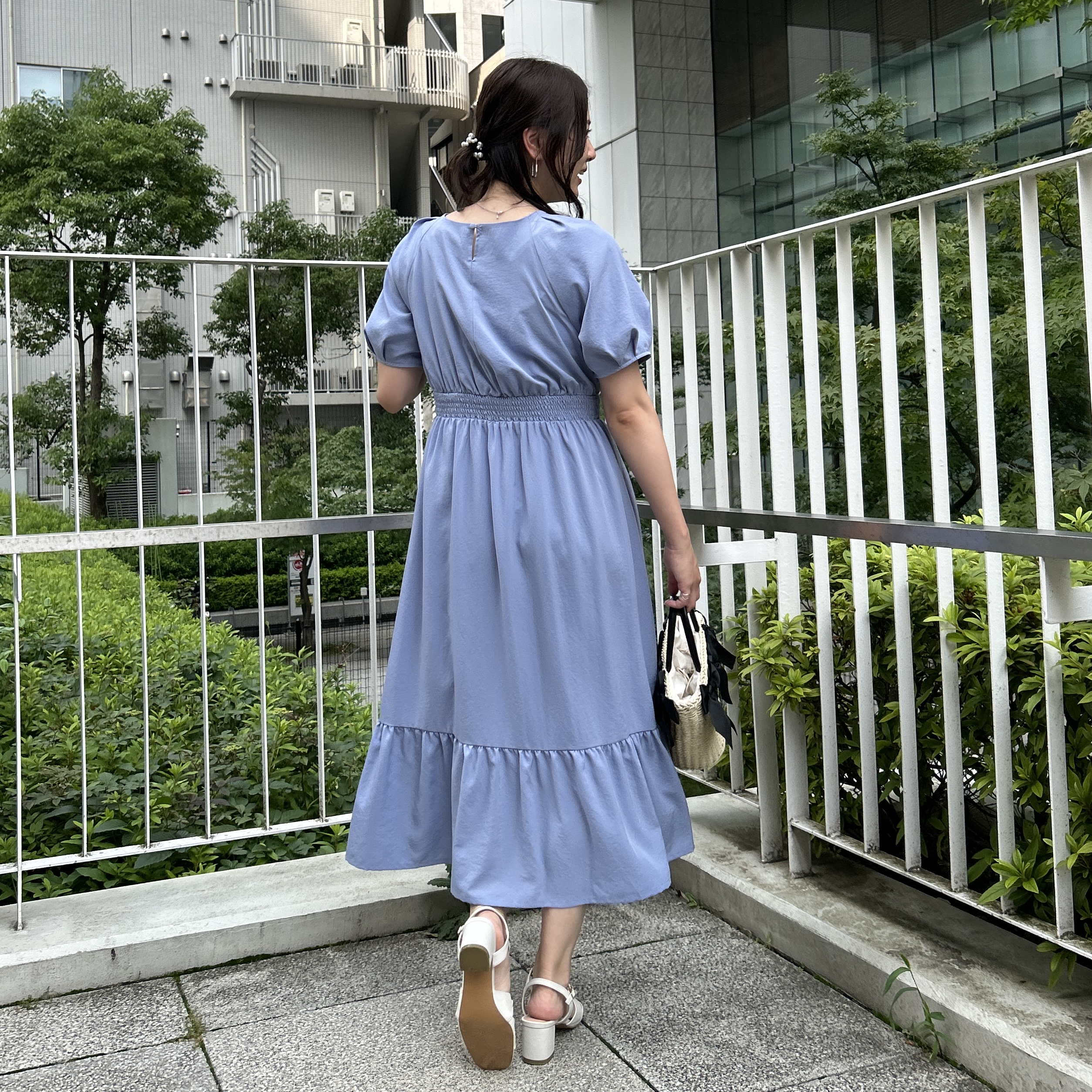 shinoさんの「Couture brooch｜【洗える】LEVITAジップアップフーディー」を使ったコーディネート