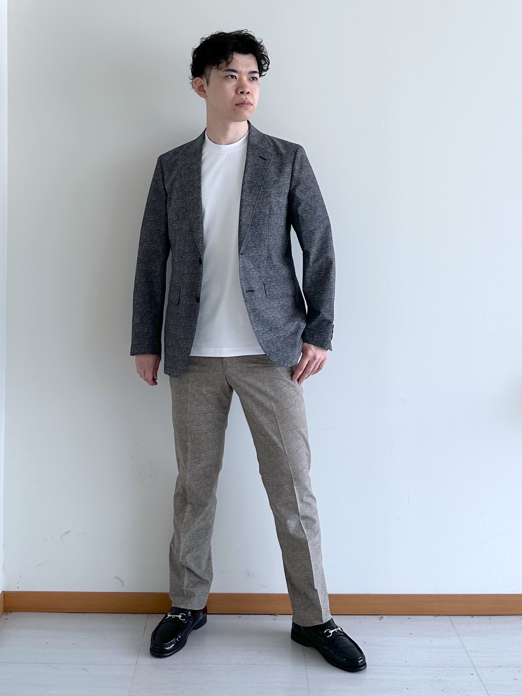 イッシーさんの「TAKEO KIKUCHI｜【抗菌防臭】COOL DOTS（R）ドビープリント ジャケット」を使ったコーディネート
