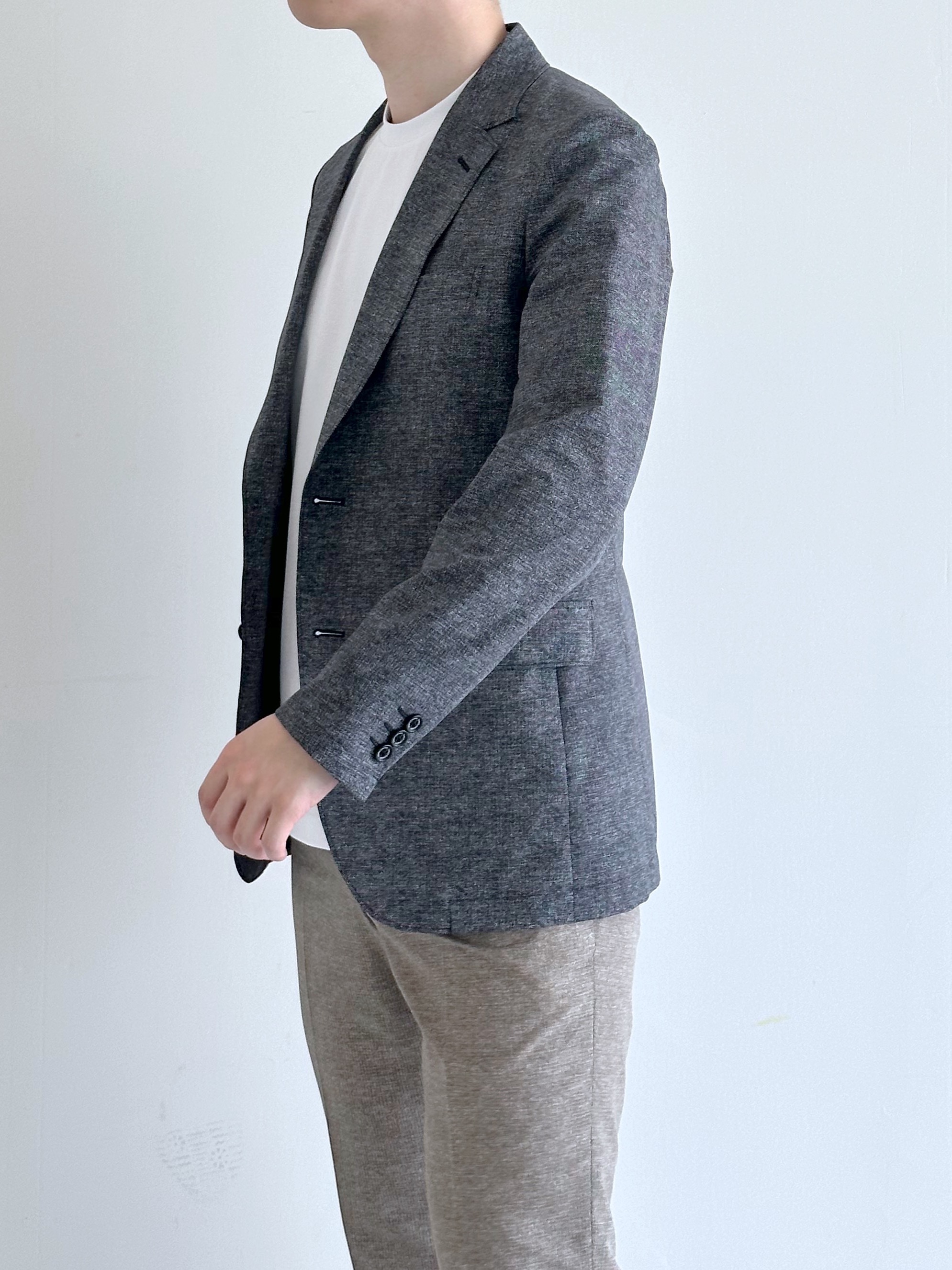 イッシーさんの「TAKEO KIKUCHI｜【抗菌防臭】COOL DOTS（R）ドビープリント ジャケット」を使ったコーディネート