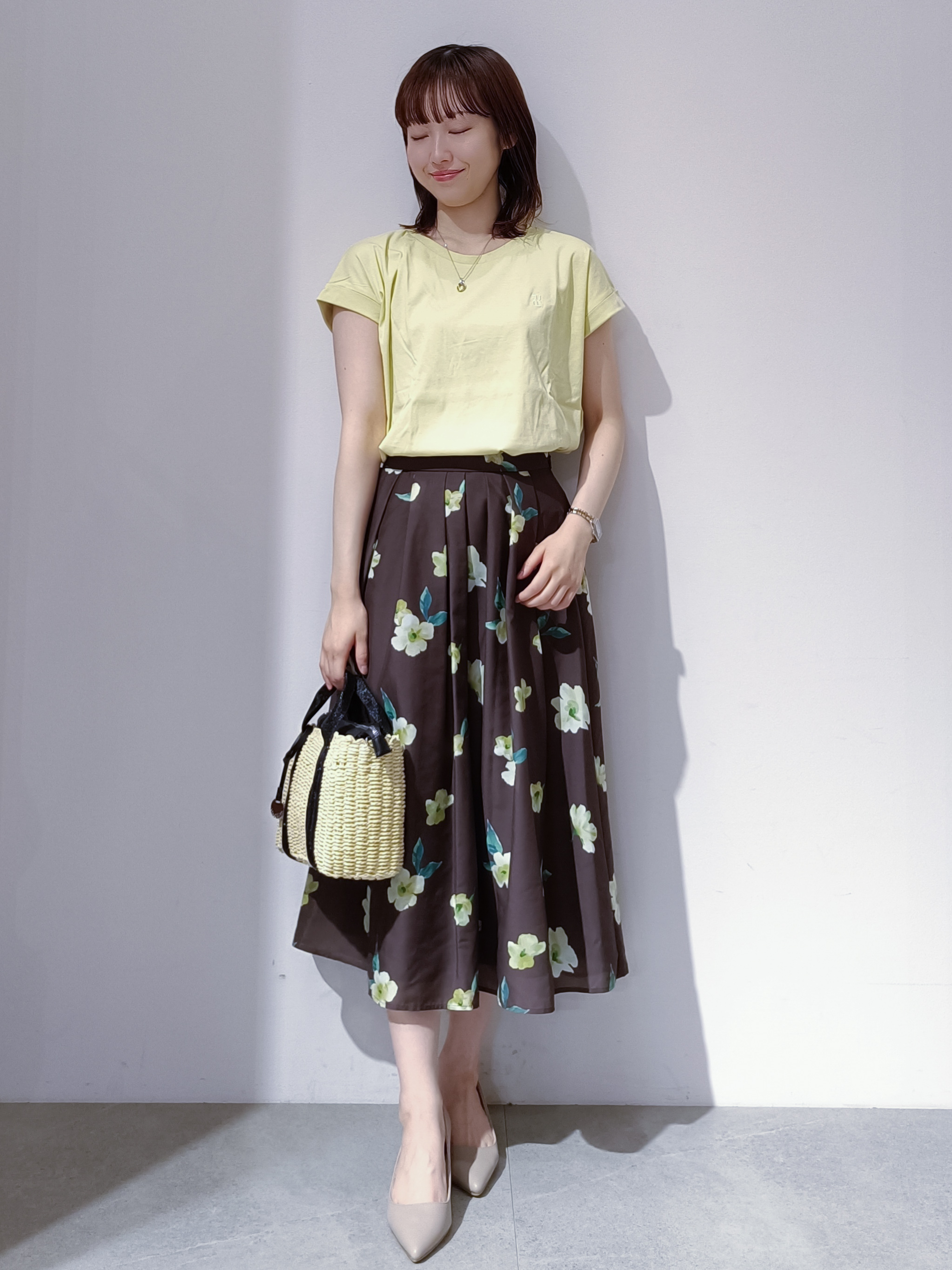 のんさんの「OPAQUE.CLIP｜【接触冷感／UV】ワンポイント刺繍Tシャツ《7col／XS~3L／洗濯機OK》」を使ったコーディネート