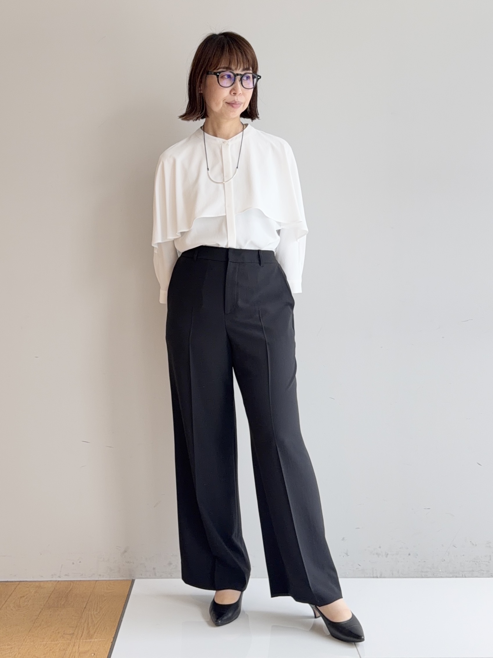 murayamaさんの「INDIVI｜【ラム革／美脚／通勤】レザーパンプス」を使ったコーディネート