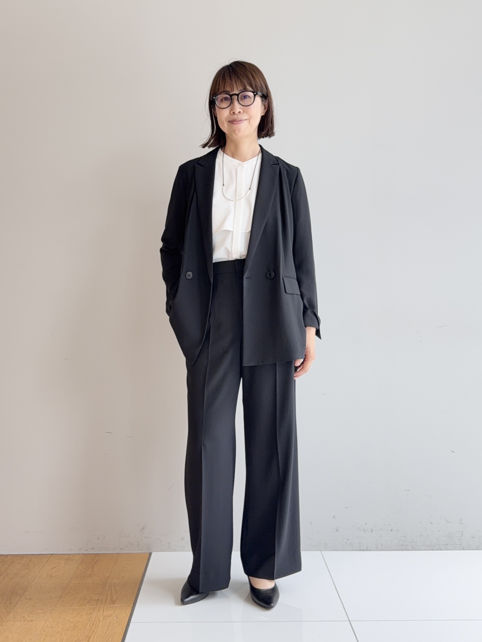 murayamaさんの「INDIVI｜【ラム革／美脚／通勤】レザーパンプス」を使ったコーディネート