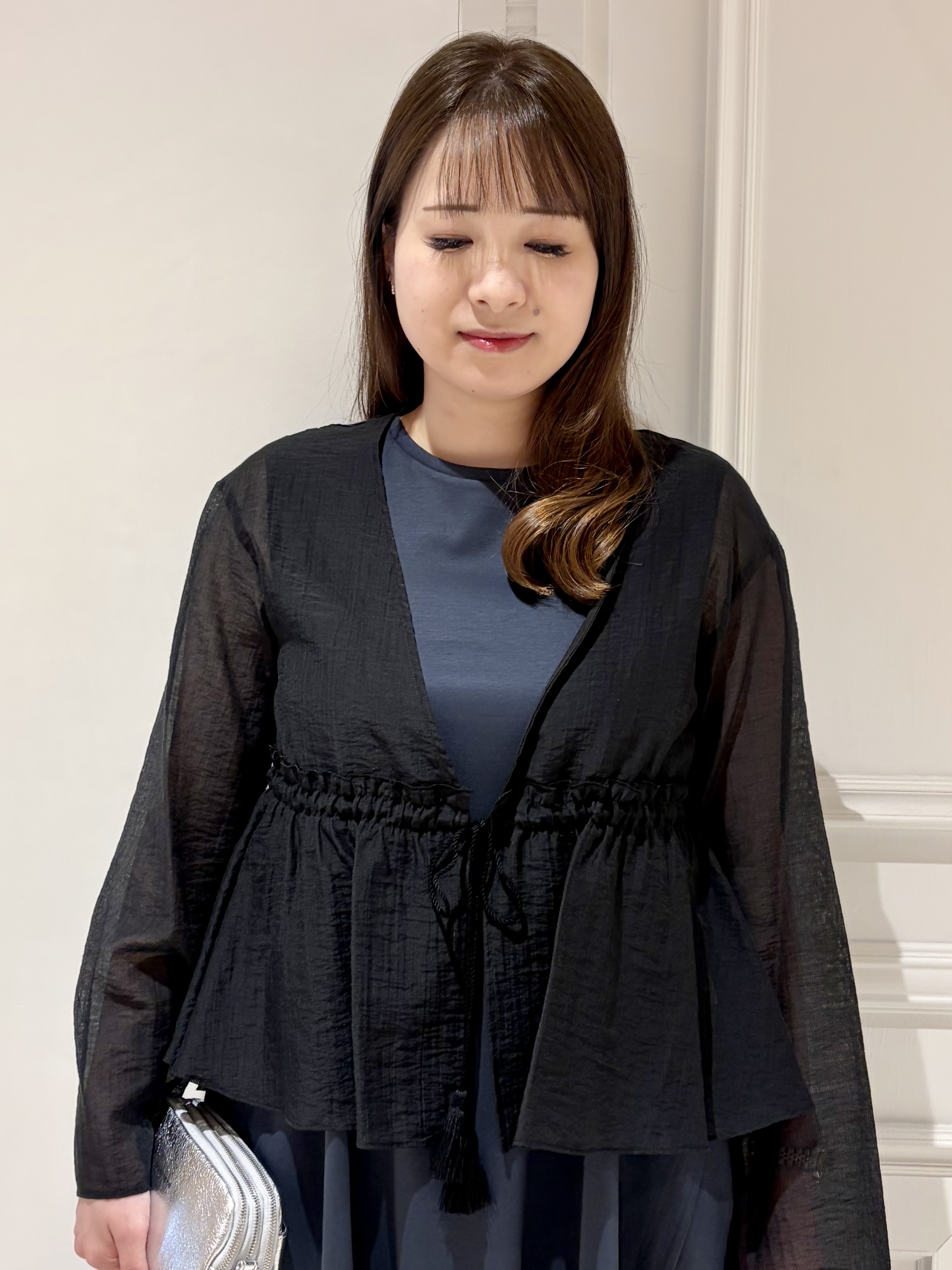 minowaさんの「DRESSTERIOR｜シアー カーディガンブラウス」を使ったコーディネート