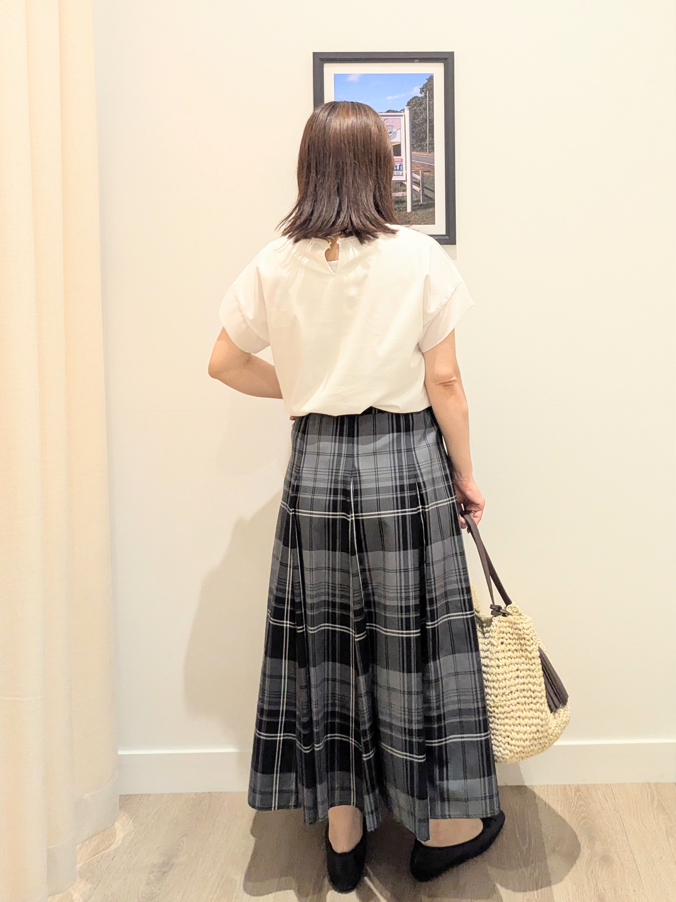 enさんの「Dessin｜【UVカット/接触冷感】美光沢カットソー」を使ったコーディネート