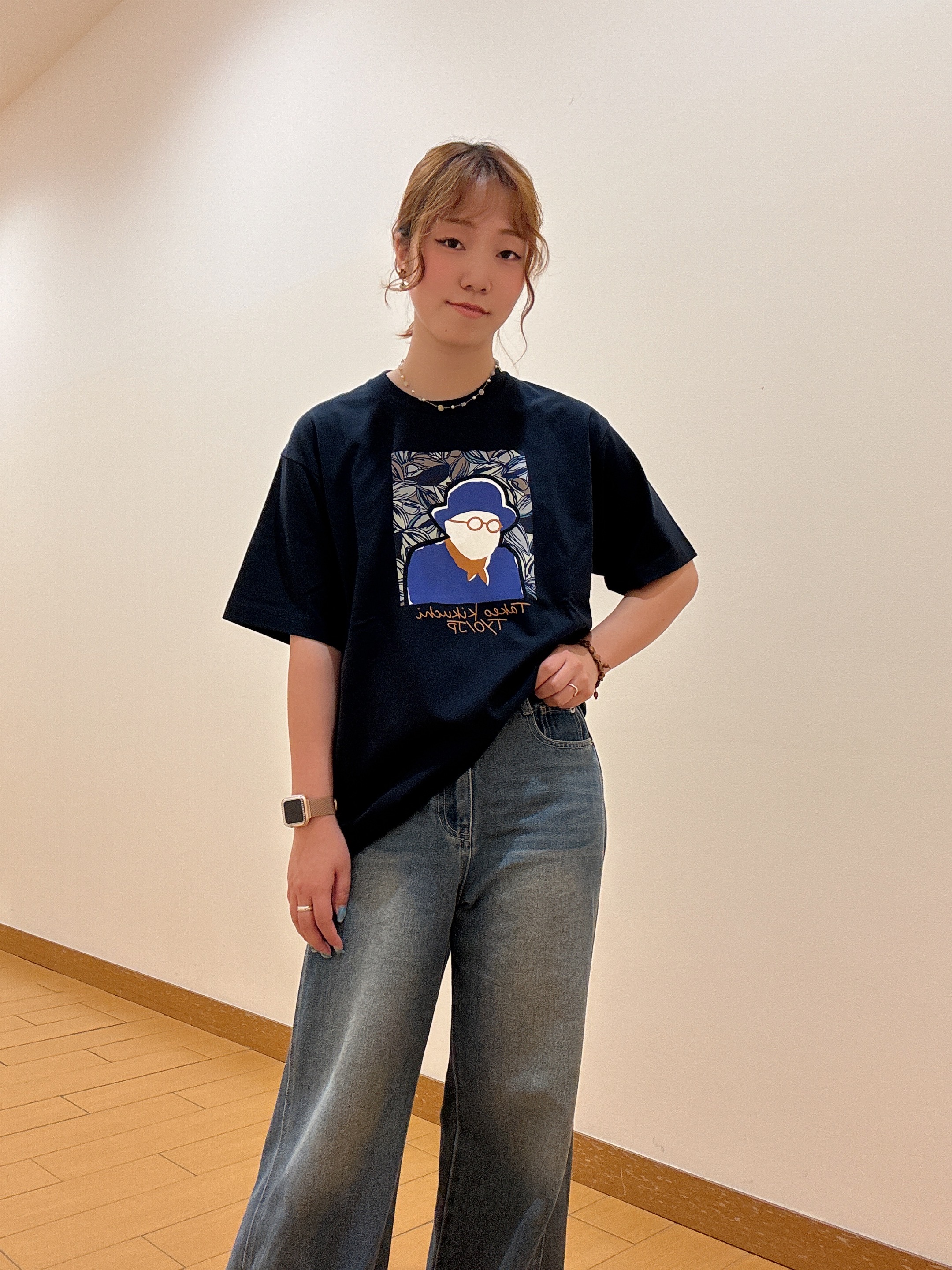 ヒナさんの「TAKEO KIKUCHI｜ポートレートアートＴシャツ」を使ったコーディネート