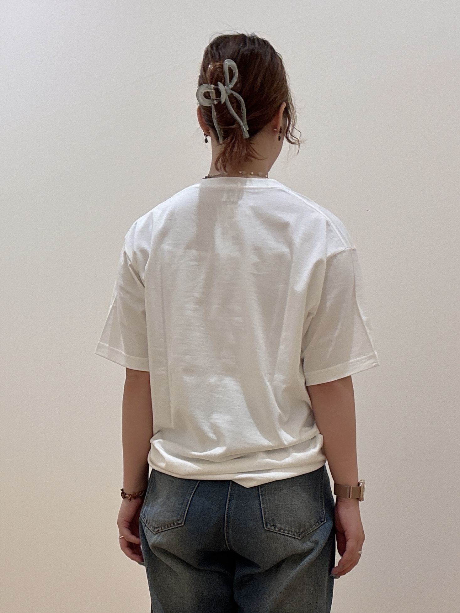 ヒナさんの「TAKEO KIKUCHI｜ポートレートアートＴシャツ」を使ったコーディネート