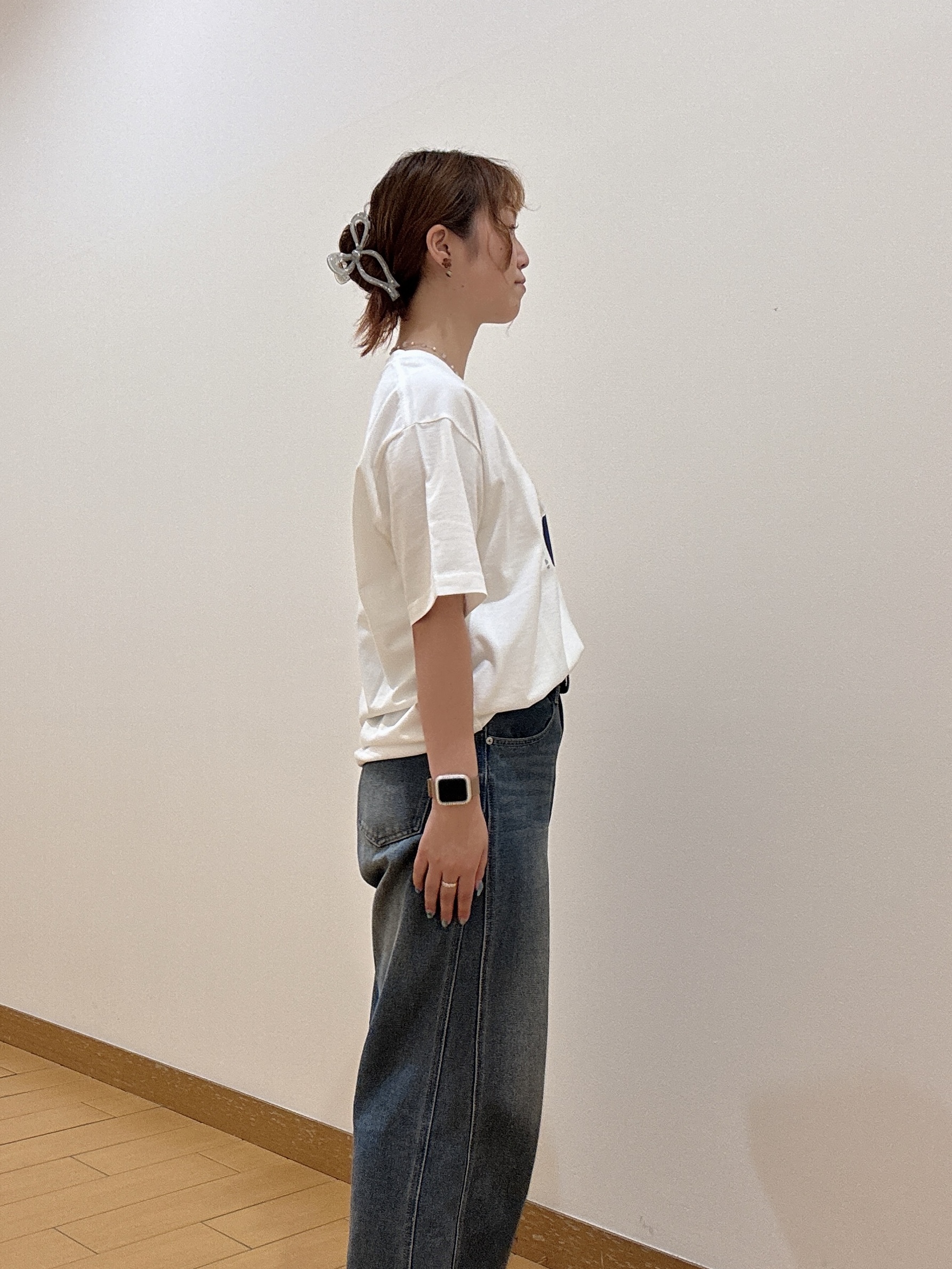 ヒナさんの「TAKEO KIKUCHI｜ポートレートアートＴシャツ」を使ったコーディネート