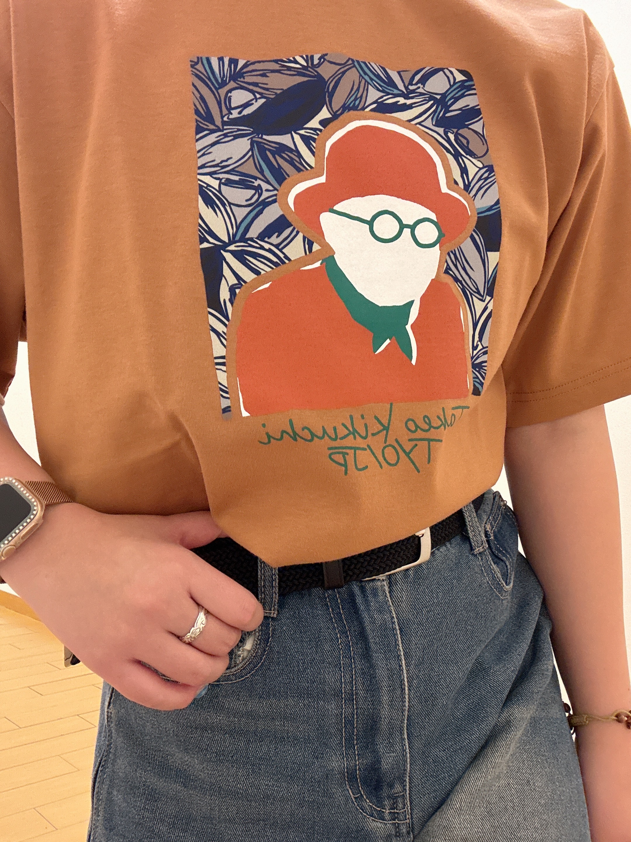ヒナさんの「TAKEO KIKUCHI｜ポートレートアートＴシャツ」を使ったコーディネート