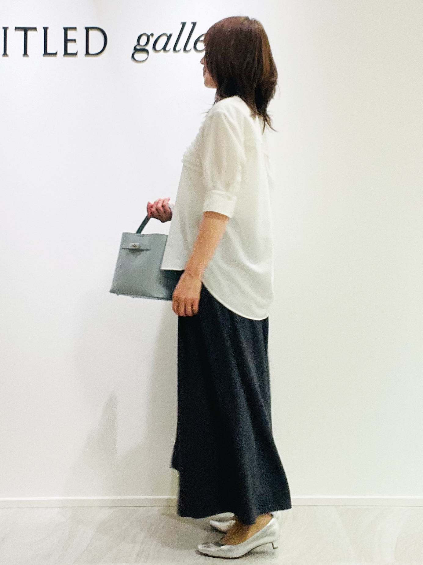 めいさんの「UNTITLED｜【接触冷感/通気性/洗える】フロントフリルブラウス」を使ったコーディネート