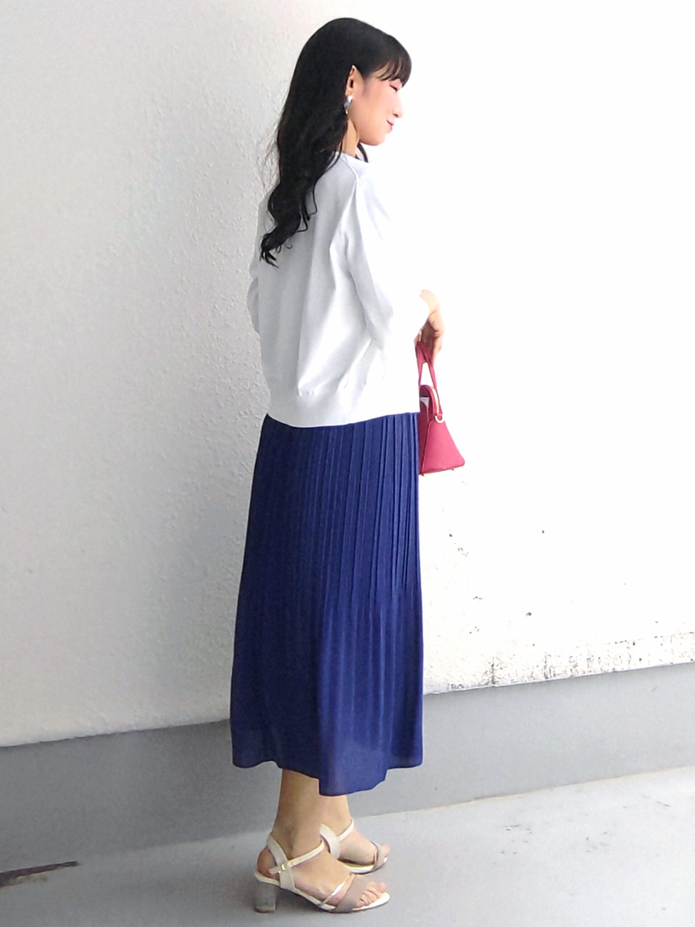 keinaさんの「SunaUna｜【SS～Lサイズ展開／スパンコール・ビジュー・刺繍】クラフトカーディガン」を使ったコーディネート