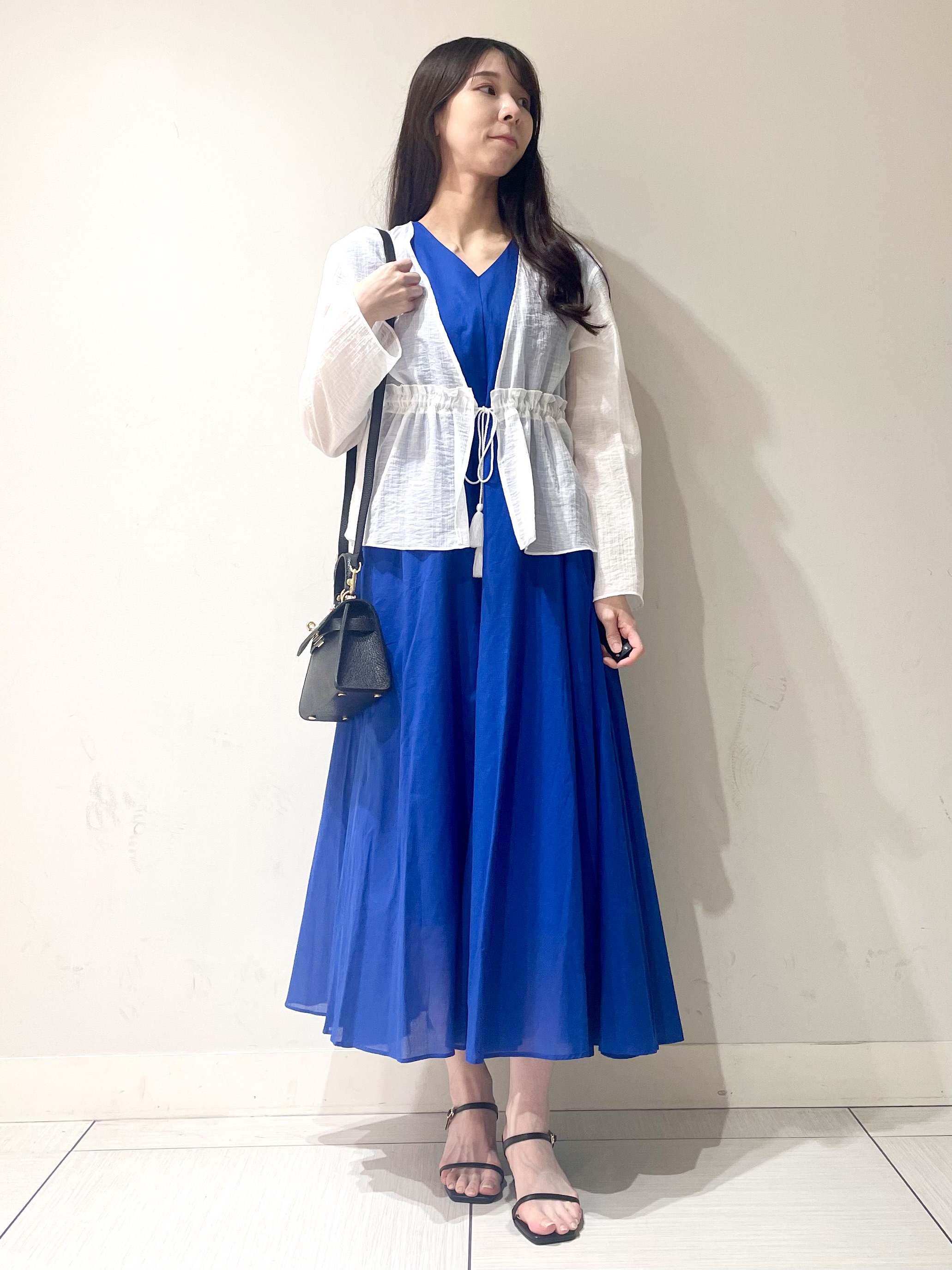 ことさんの「DRESSTERIOR｜シアー カーディガンブラウス」を使ったコーディネート