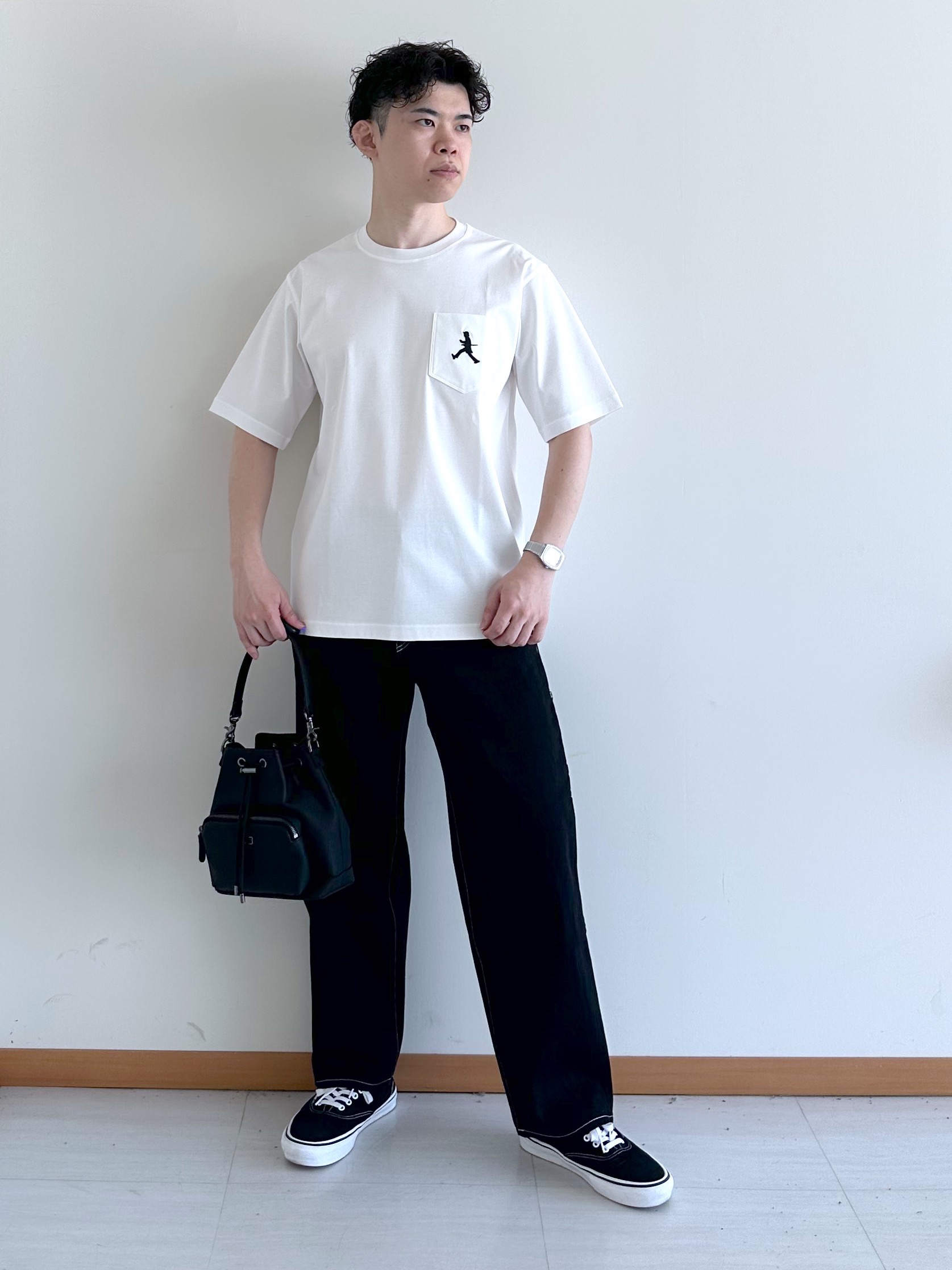 イッシーさんの「TAKEO KIKUCHI｜【BOWLER HAT LABEL】アイスクリアコットンボーラーハットウォーカー 半袖ポケT」を使ったコーディネート