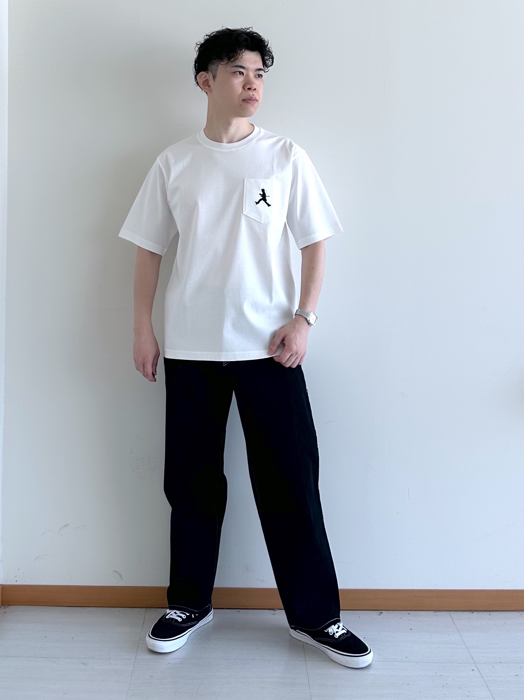 イッシーさんの「TAKEO KIKUCHI｜【BOWLER HAT LABEL】アイスクリアコットンボーラーハットウォーカー 半袖ポケT」を使ったコーディネート