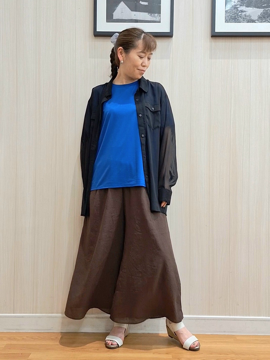 Saoさんの「SHOO･LA･RUE｜【洗濯機可】ダブルポケット 楊柳しぼしぼシアーシャツ」を使ったコーディネート