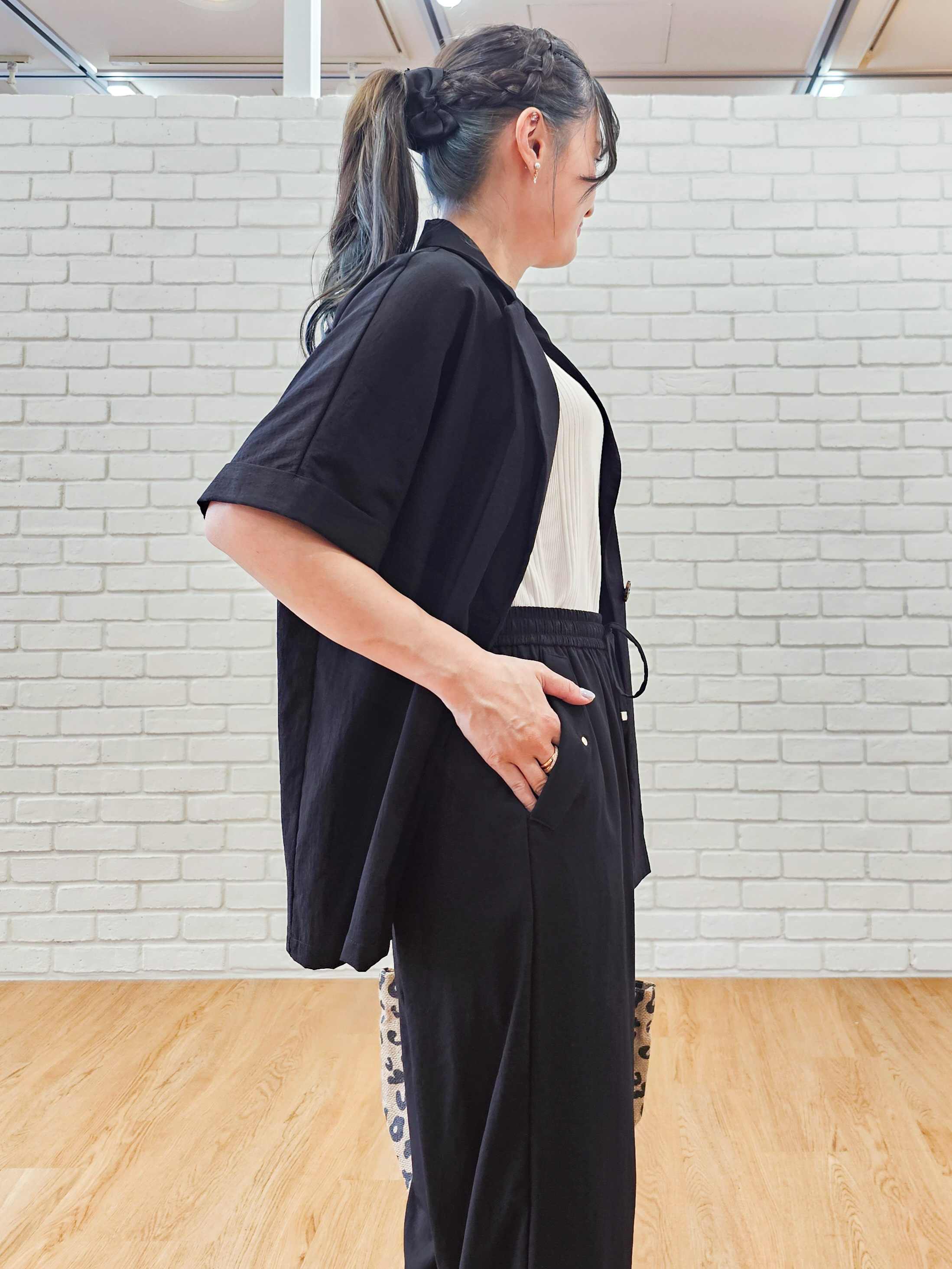 ゆゆさんの「SHOO･LA･RUE｜【高レビュー/洗濯機可/セットアップ可】軽凛(かろりん) ひんやり半袖ジャケット」を使ったコーディネート