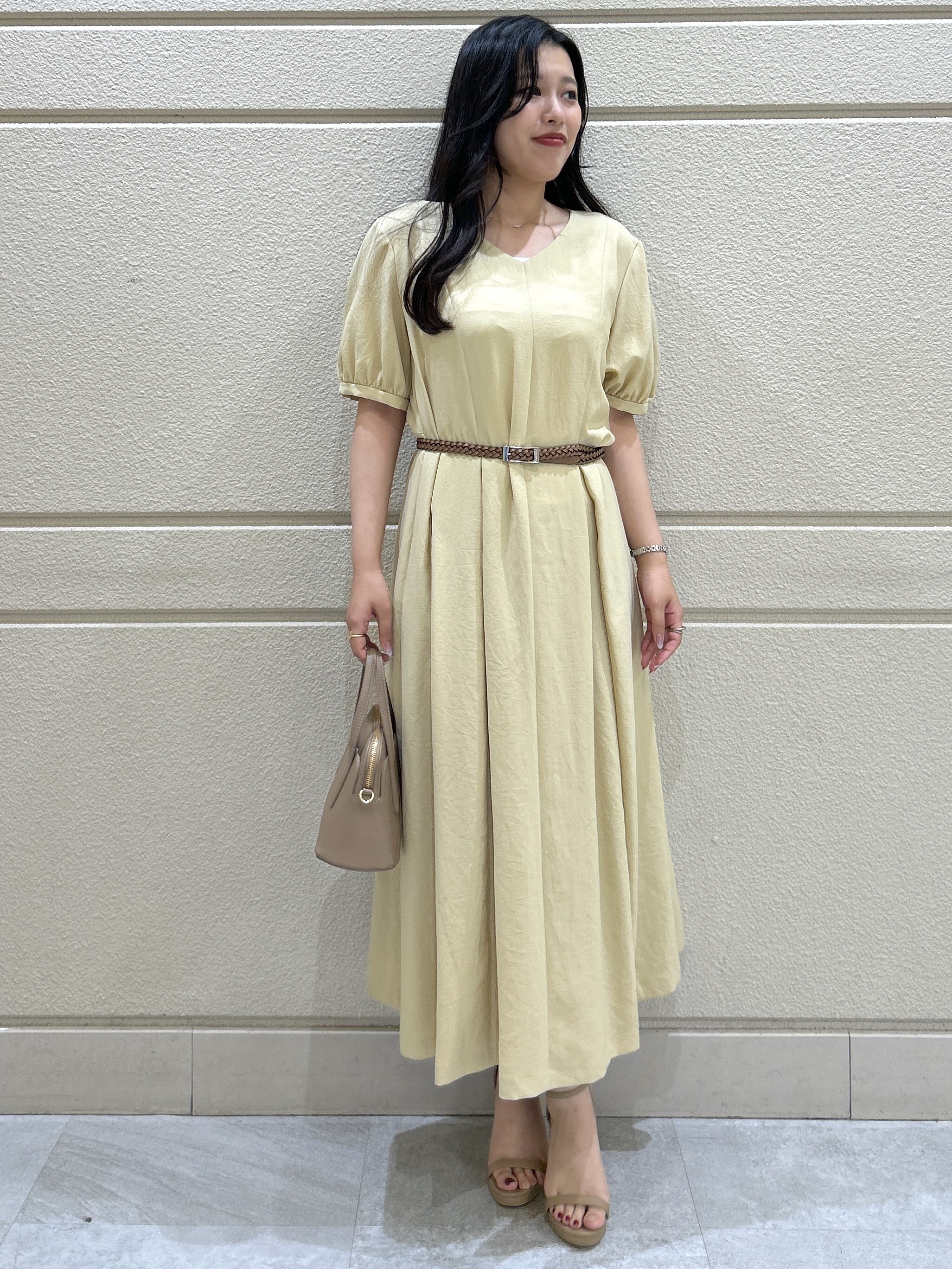 Momokaさんの「COUP DE CHANCE｜【手洗い可／日本製】サックワンピース」を使ったコーディネート