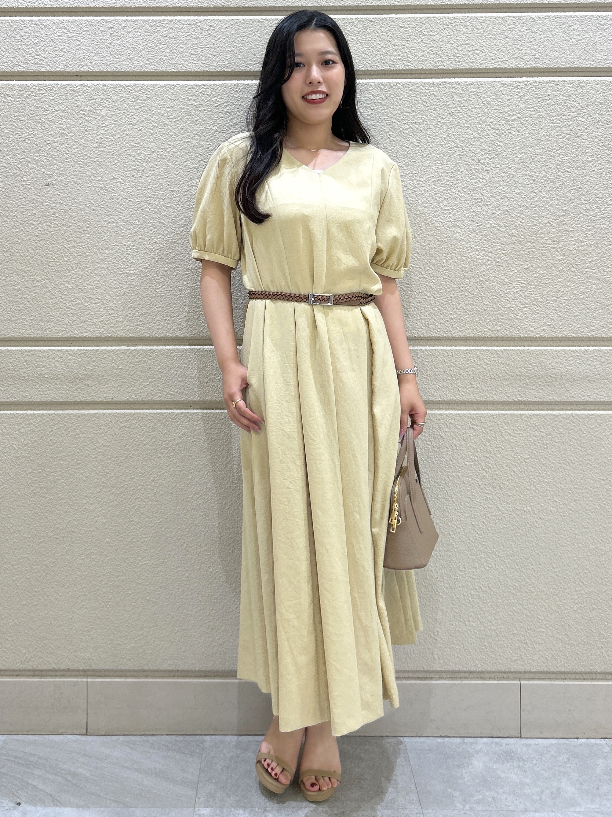 Momokaさんの「COUP DE CHANCE｜【手洗い可／日本製】サックワンピース」を使ったコーディネート