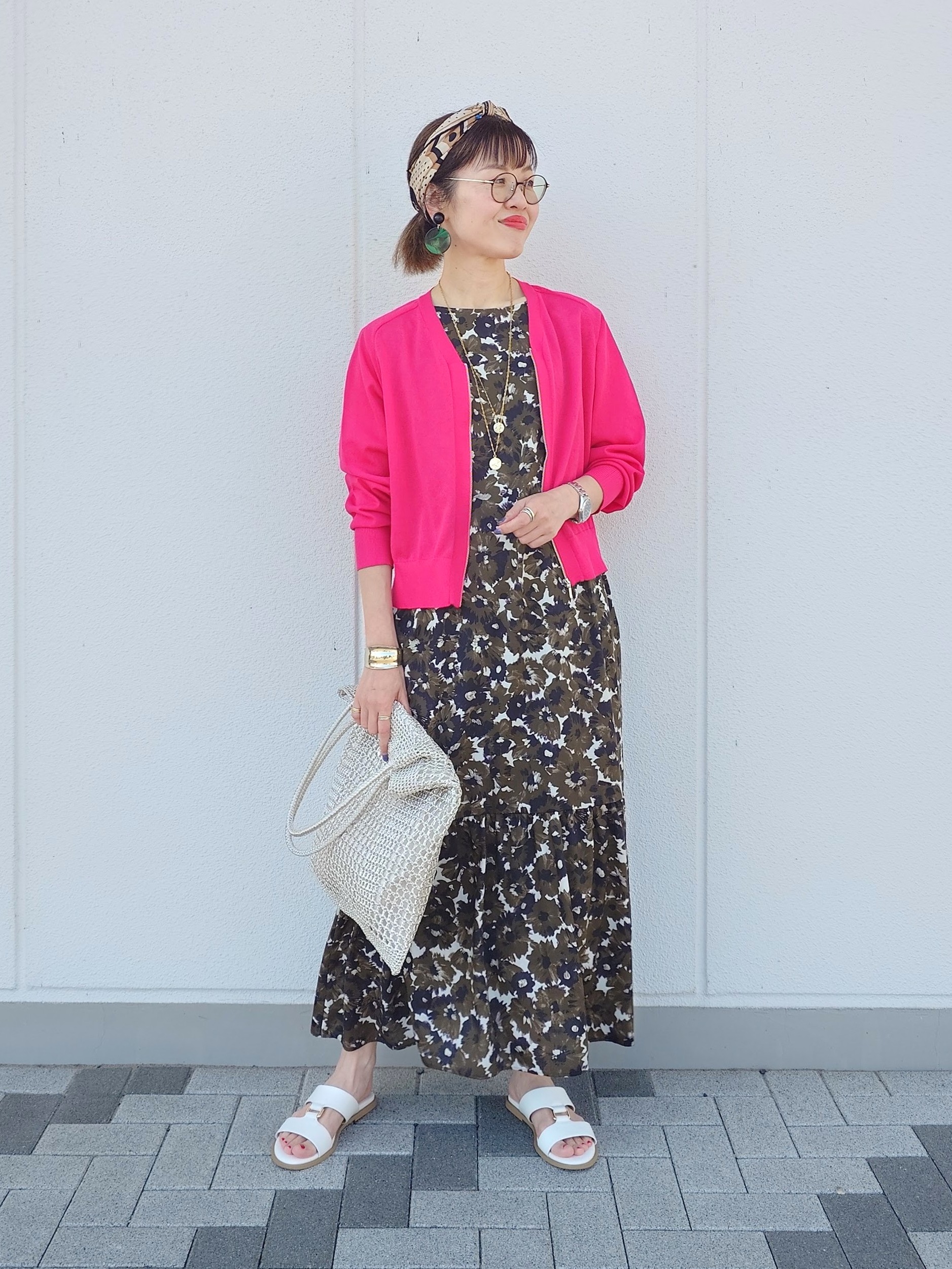 MUTSUKOさんの「UNTITLED｜【アンサンブル可/日除け・冷房対策】シアーレーヨンZIPカーディガン」を使ったコーディネート