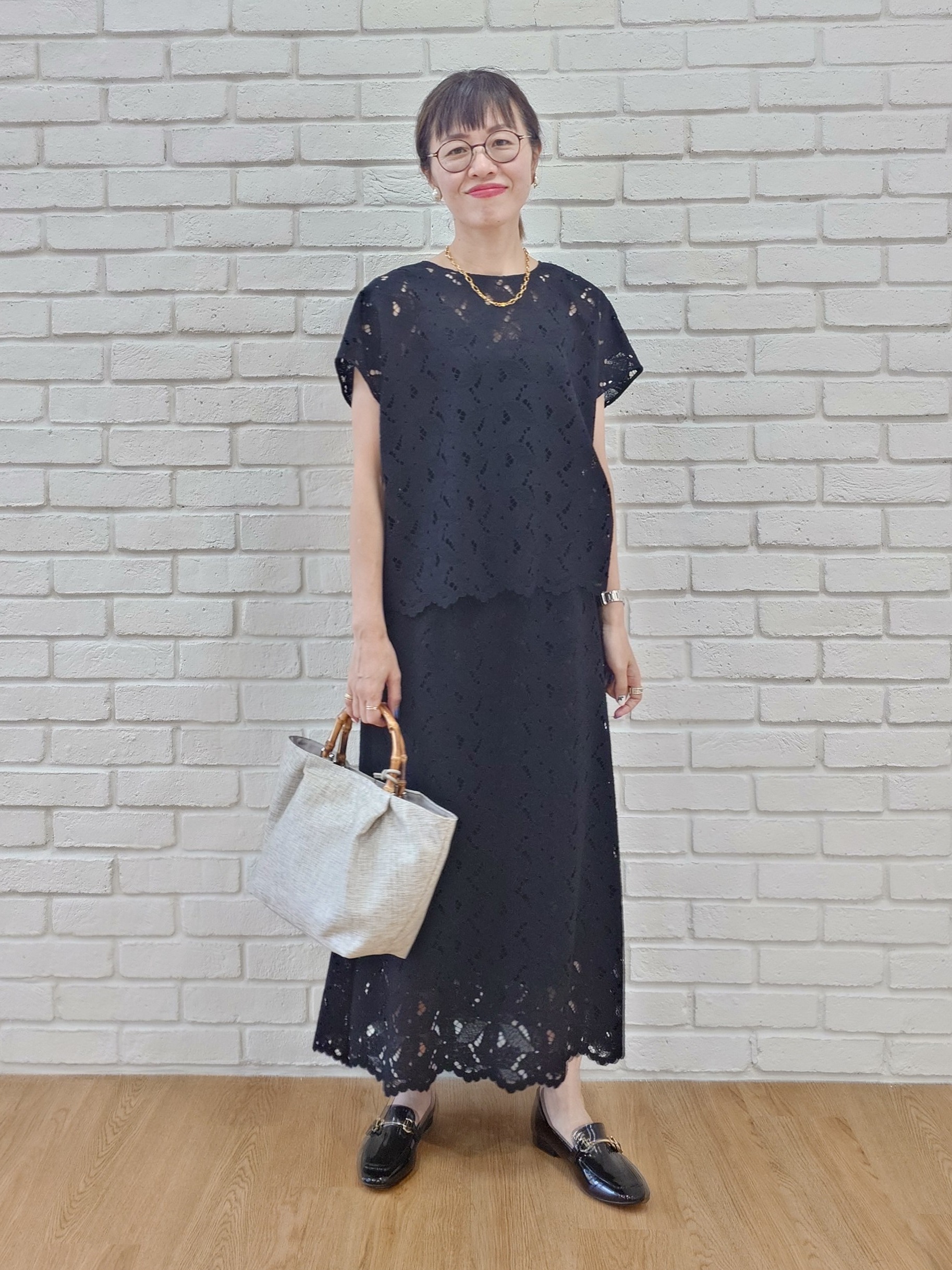 MUTSUKOさんの「UNTITLED｜【セットアップ可能】リーフレースブラウス」を使ったコーディネート