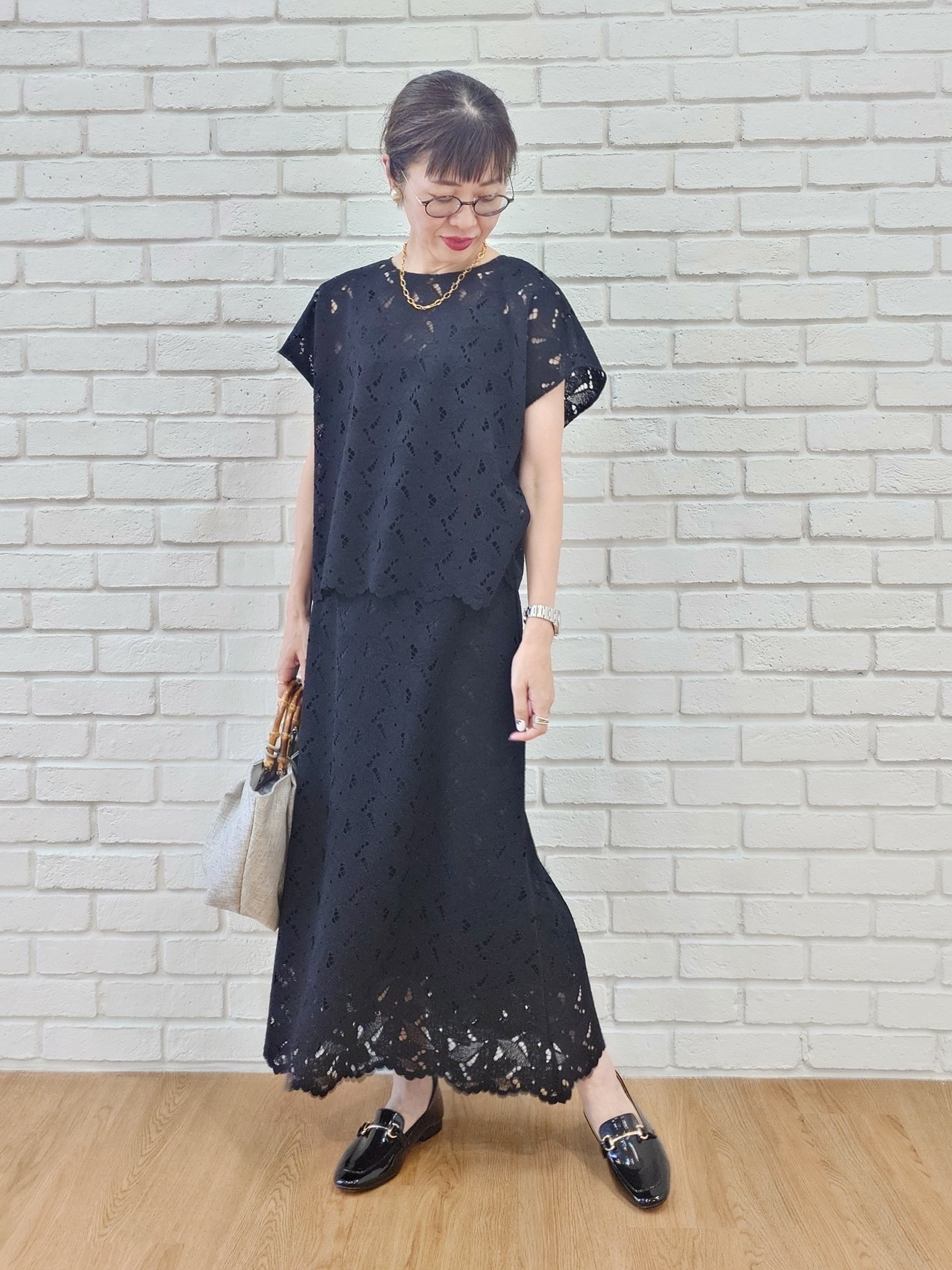 MUTSUKOさんの「UNTITLED｜【セットアップ可能】リーフレースブラウス」を使ったコーディネート