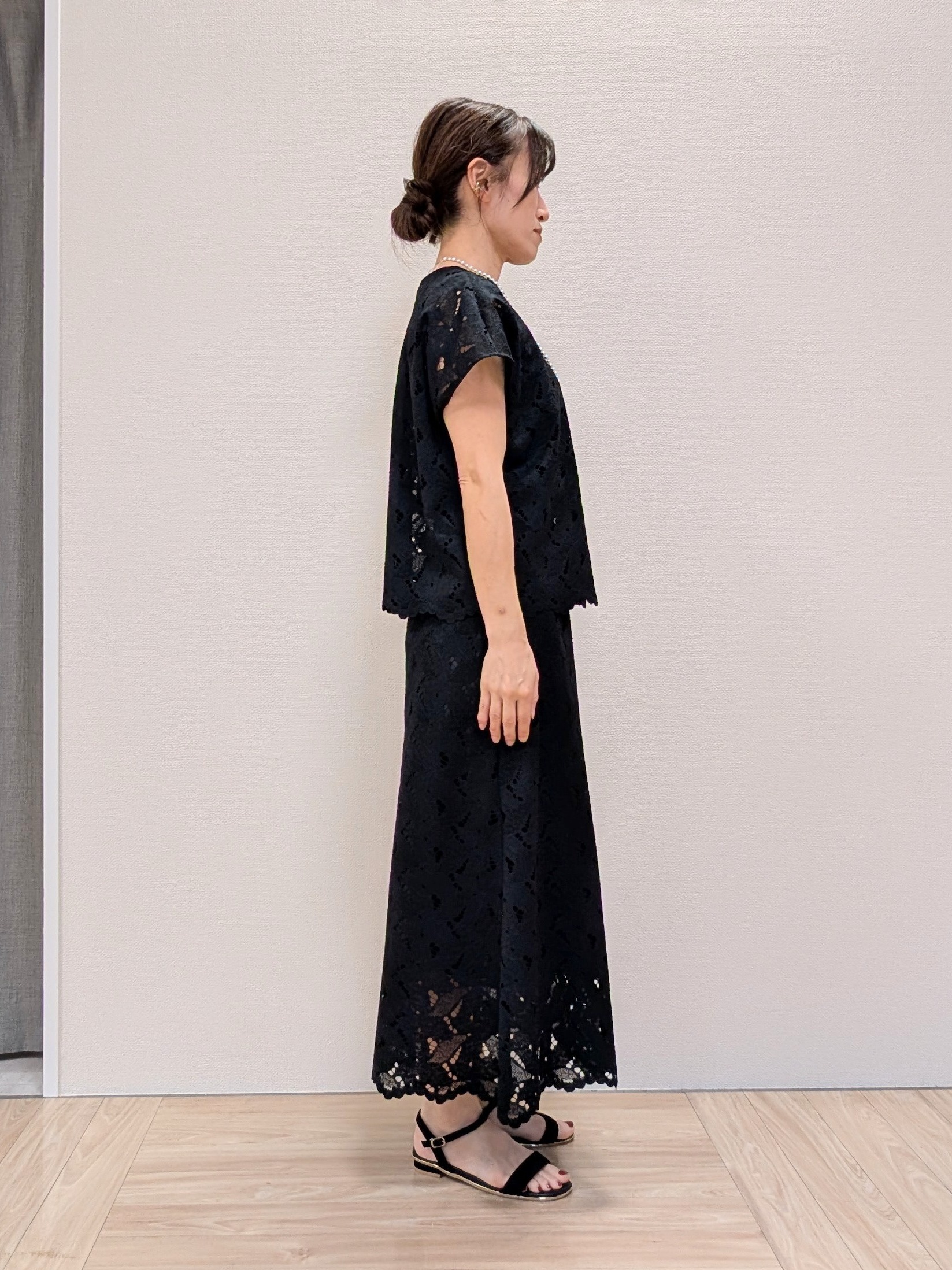 Rieさんの「UNTITLED｜【セットアップ可能】リーフレースブラウス」を使ったコーディネート