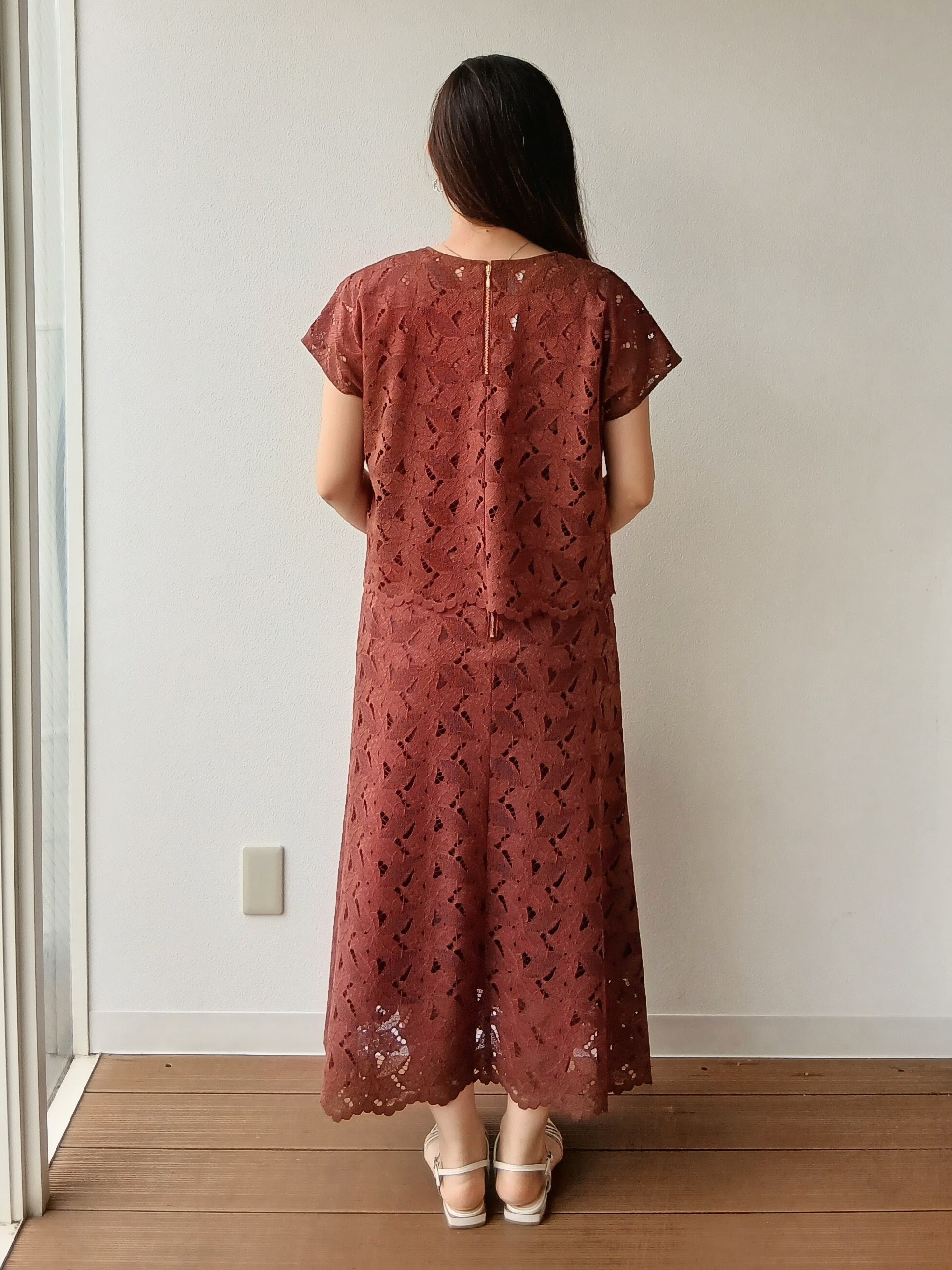 なみきさんの「UNTITLED｜【セットアップ可能】リーフレースブラウス」を使ったコーディネート