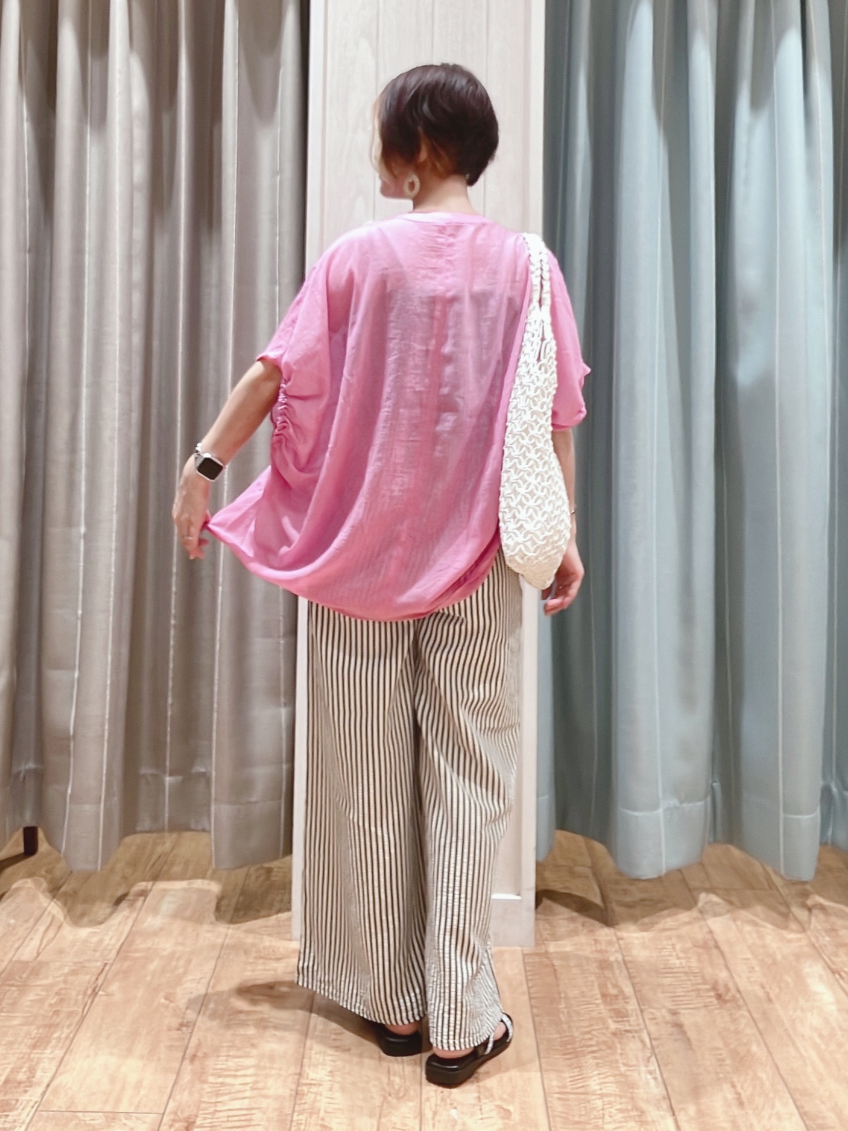aaamiさんの「SHOO･LA･RUE｜【体型カバー】バルーン風ゆるシャツブラウス」を使ったコーディネート