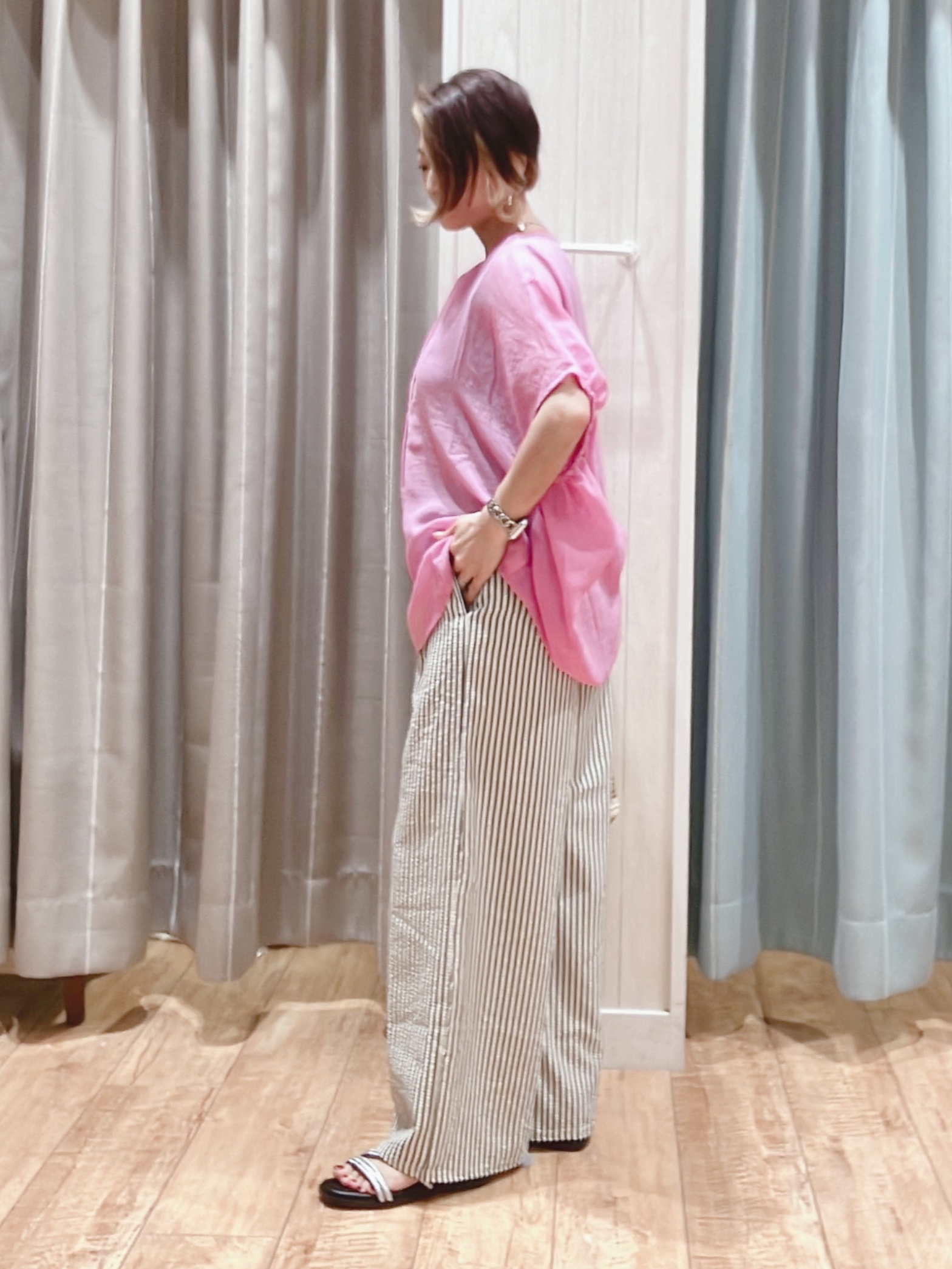aaamiさんの「SHOO･LA･RUE｜【体型カバー】バルーン風ゆるシャツブラウス」を使ったコーディネート