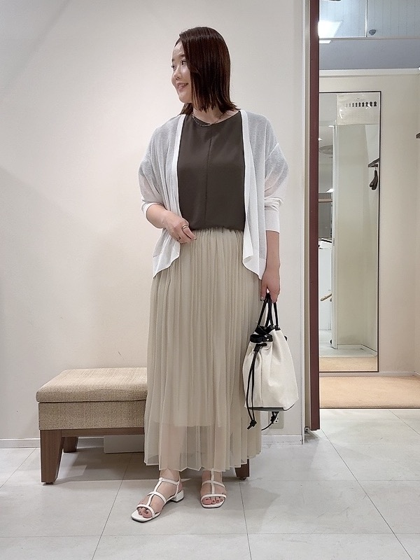 YUIさんの「UNTITLED｜【日除け・冷房対策に】コットンリネンカーディガン」を使ったコーディネート