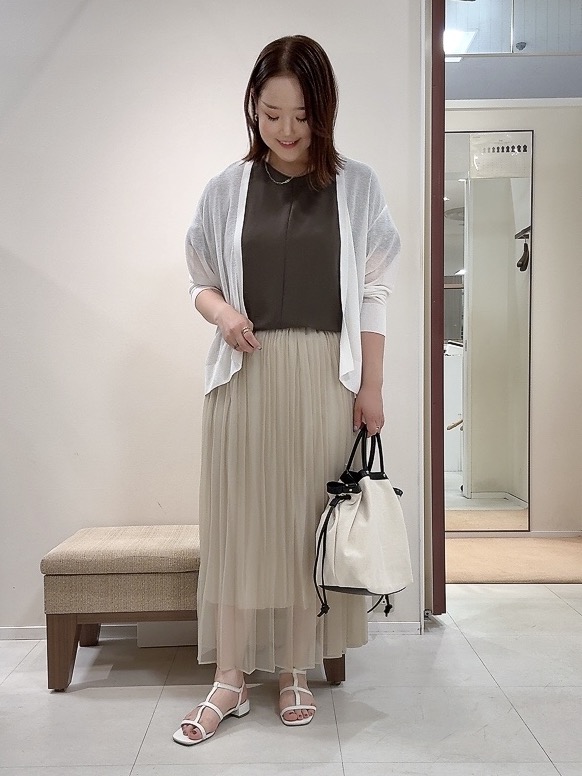 YUIさんの「UNTITLED｜【日除け・冷房対策に】コットンリネンカーディガン」を使ったコーディネート